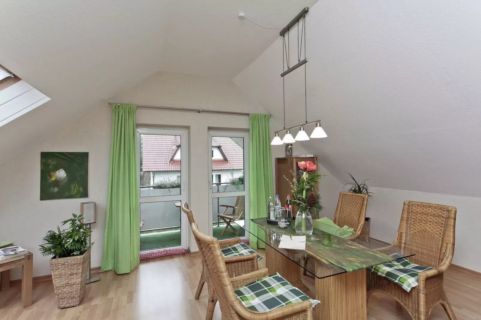 Sterne Ferienwohnung Möller-Esszimmer