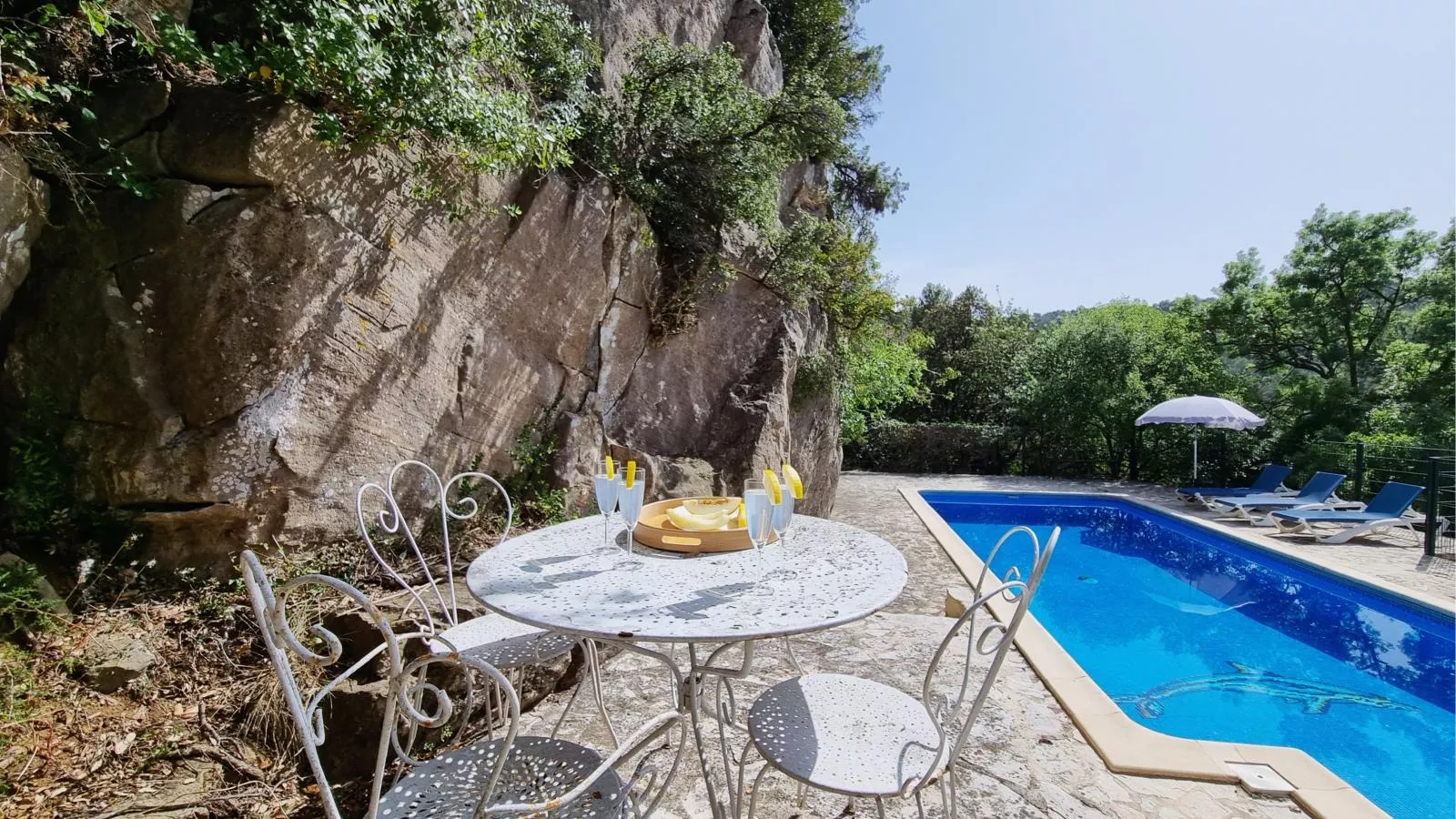 La Roche 6-Pool