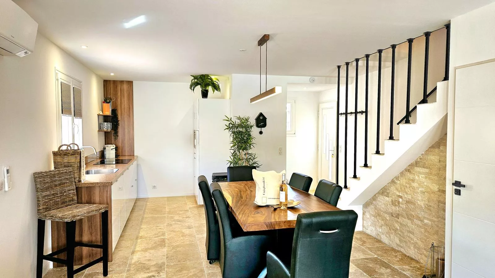 Bambou-Dining room