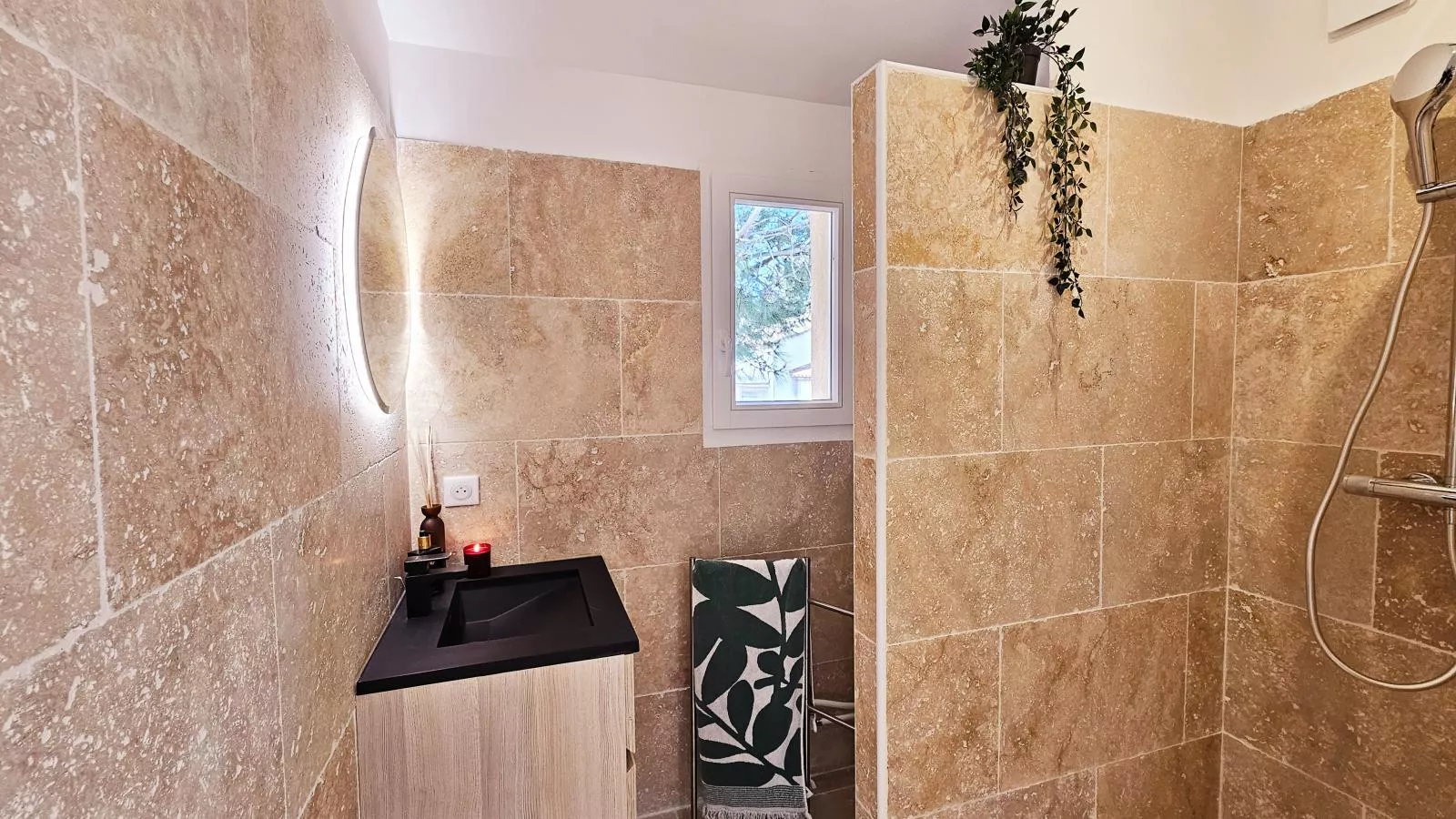 Bambou-Bathroom