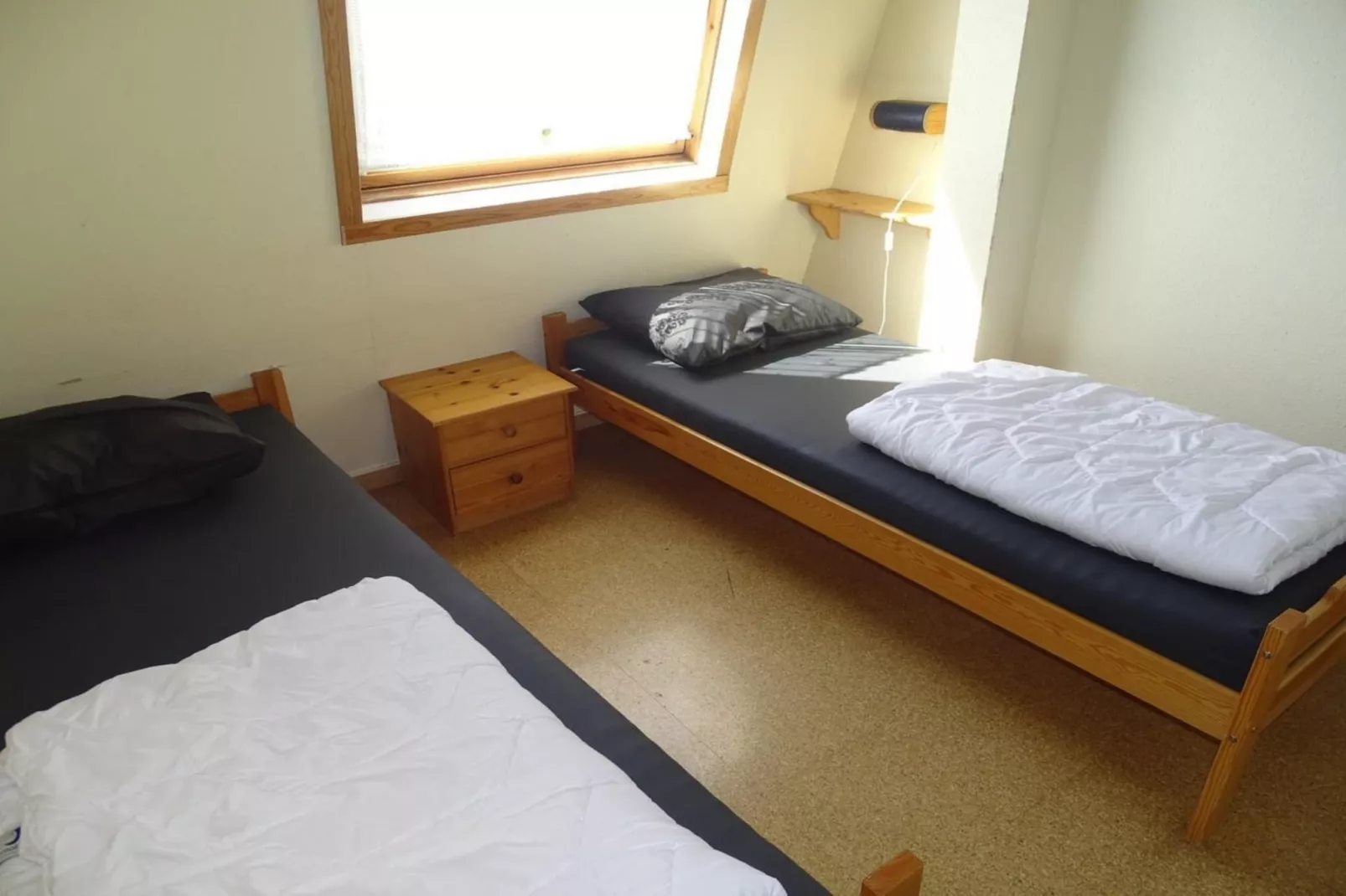 Schoneveld 36 Zeester Breskens-Bedroom