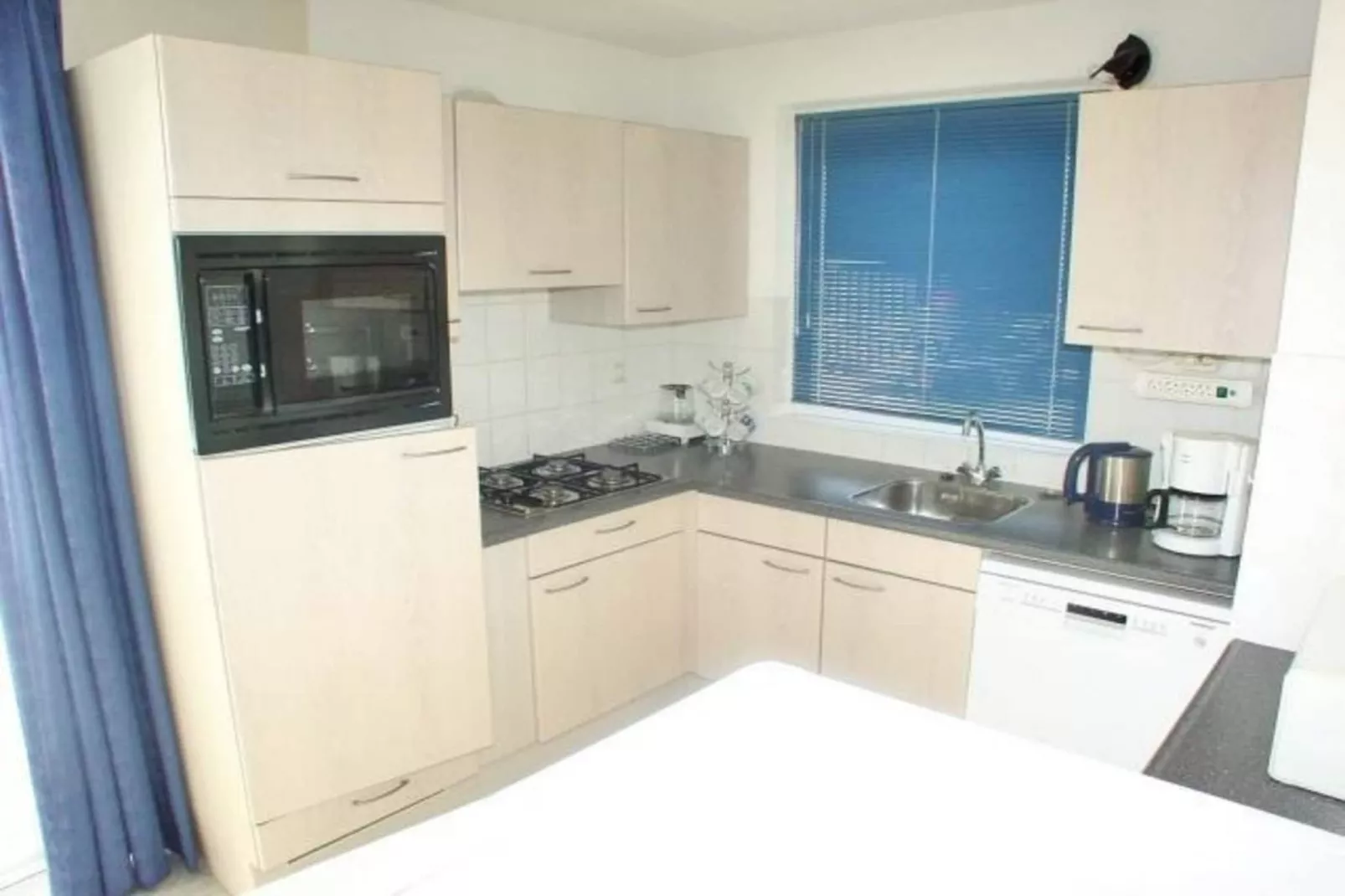 Scheldeveste 167 Zwin Breskens-Kitchen