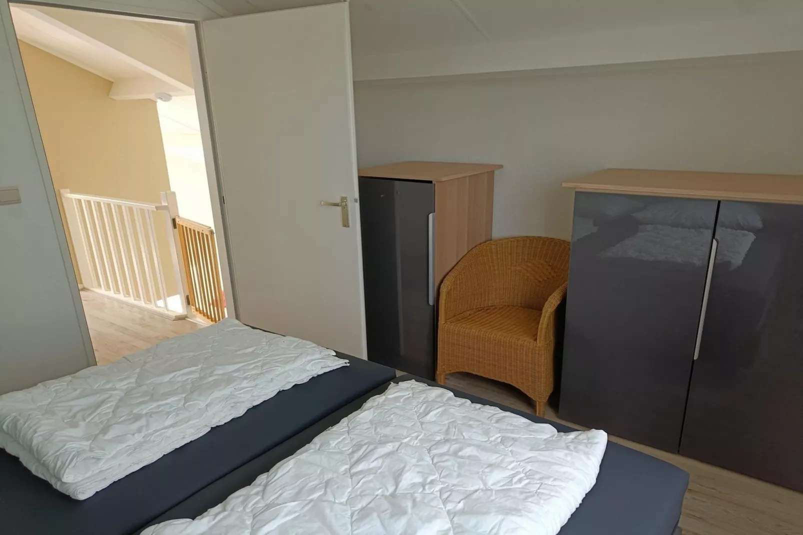 Schoneveld 373 Strandparel Breskens-Bedroom
