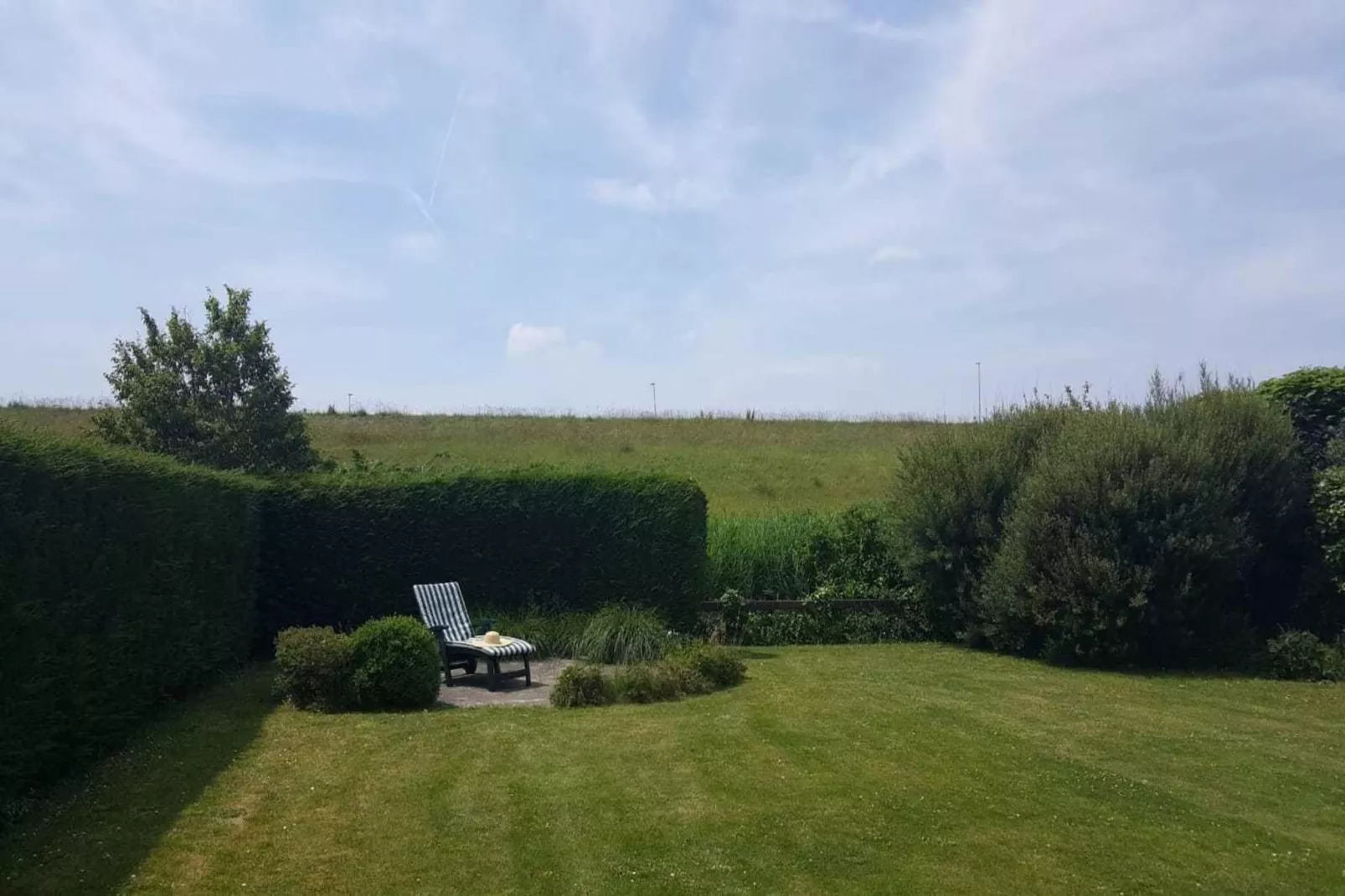 Scheldeveste 44 Zwin Breskens-Gärten Sommer