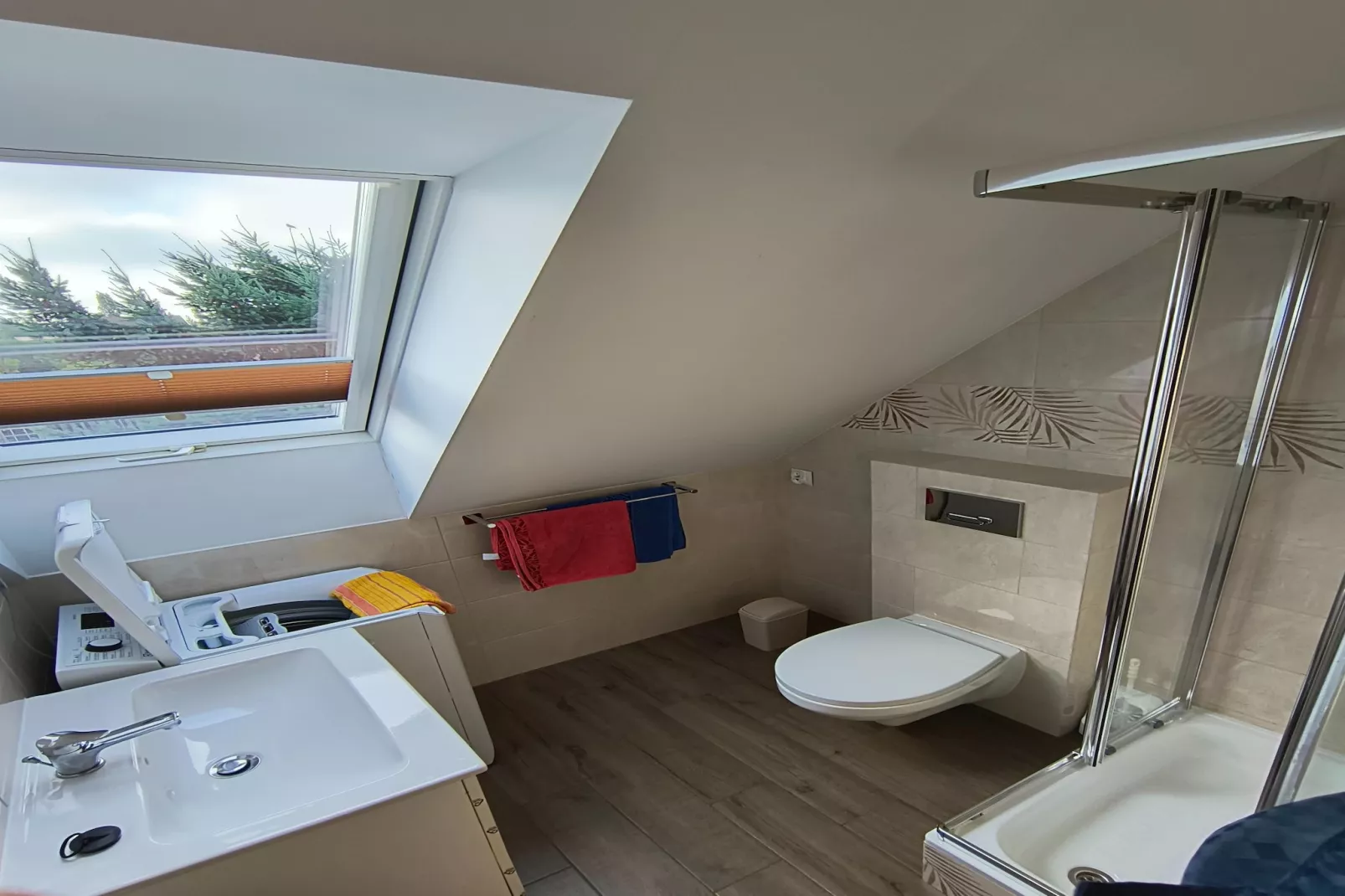 Apartament na piętrze z dwoma pojedynczymi łóżkami-Bathroom
