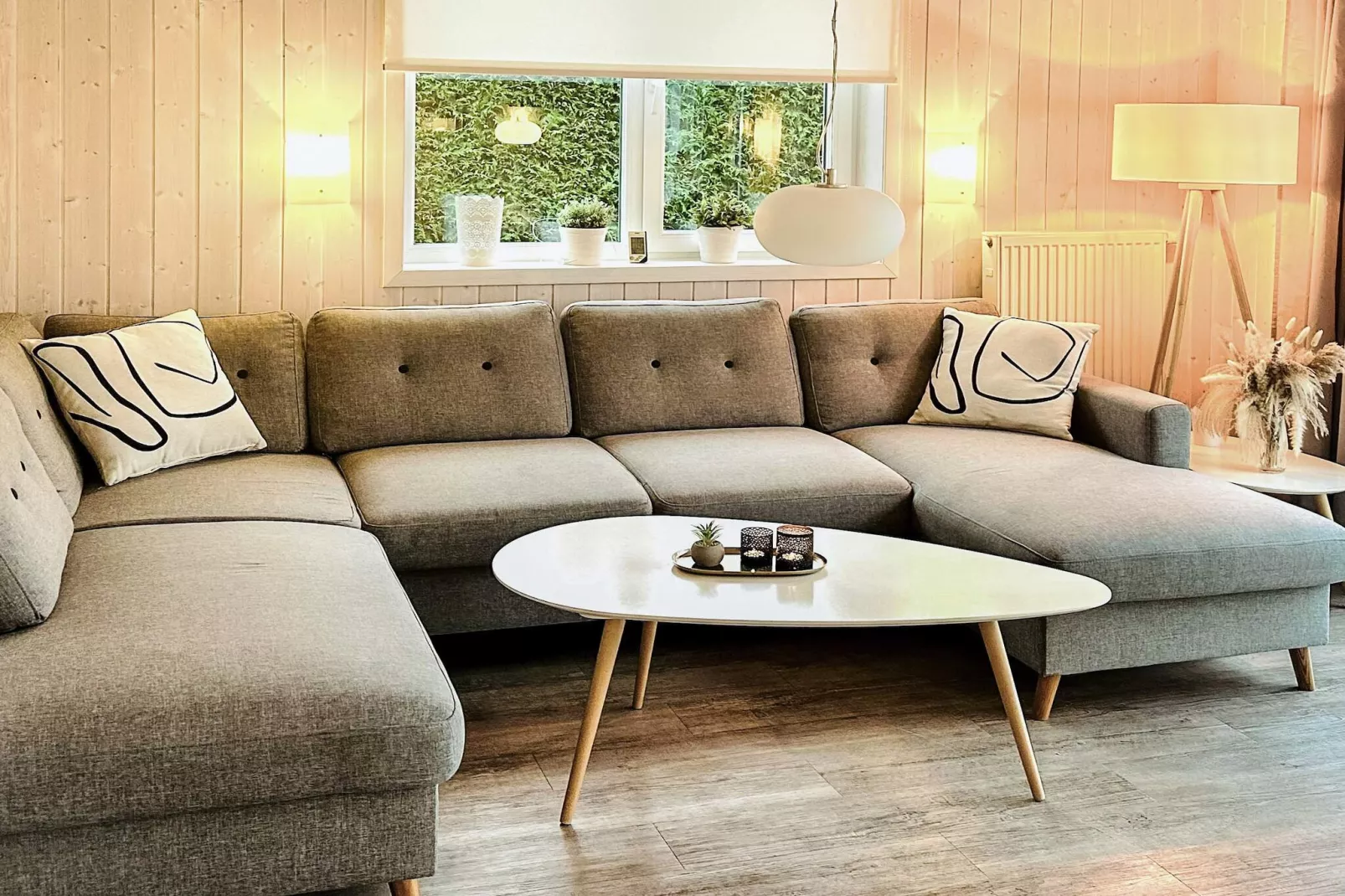 MERKUR 70+48 LOGGIA SW 2.R.-Intérieur