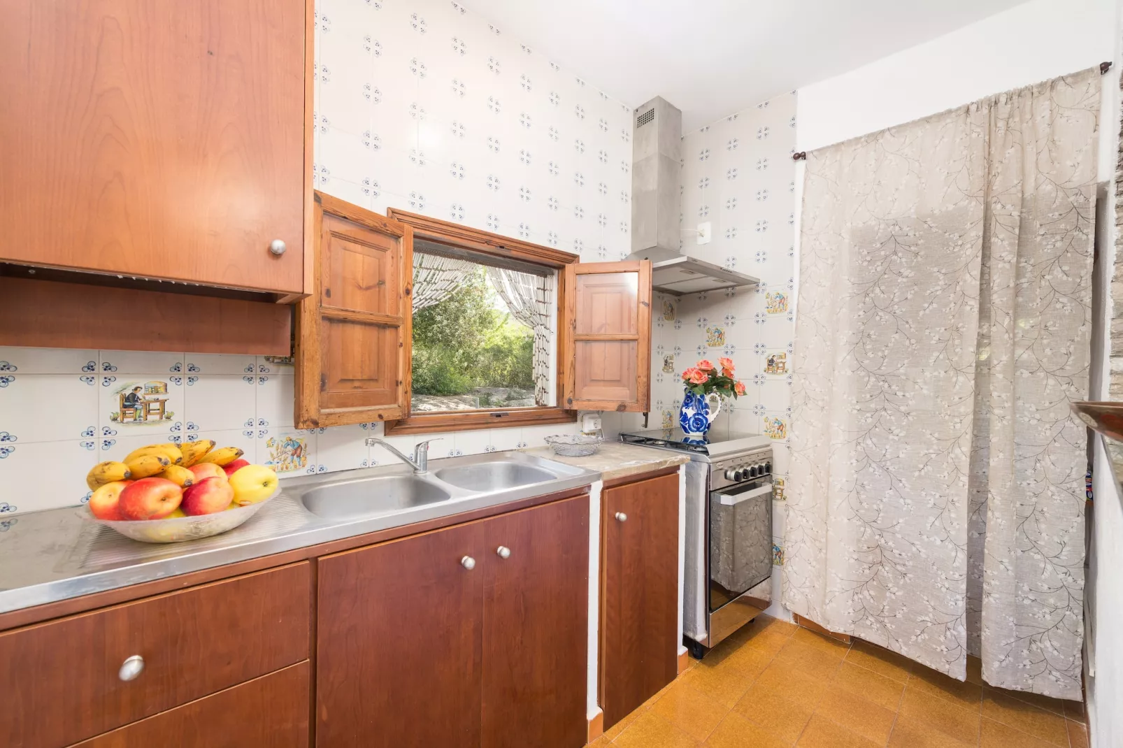 Can Company-Kitchen