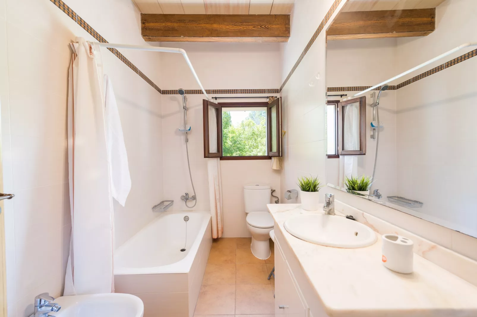 Can Company-Bathroom