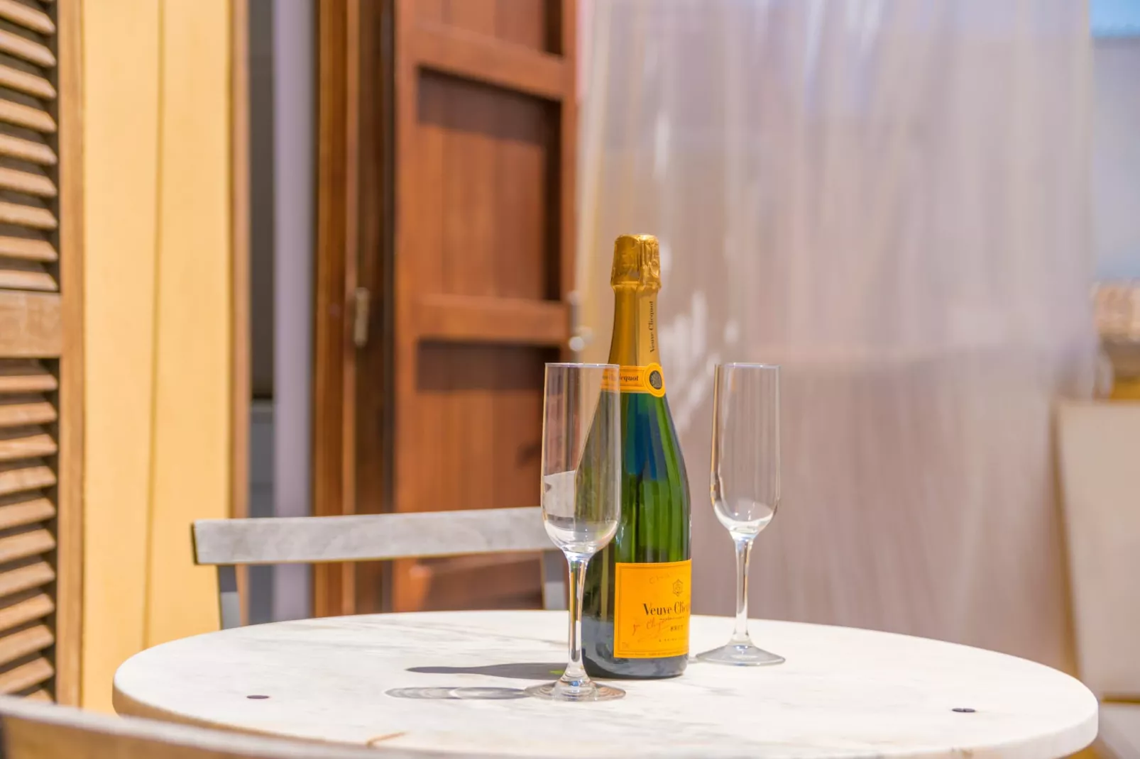 Miraclet - Adults Only-Exterior summer