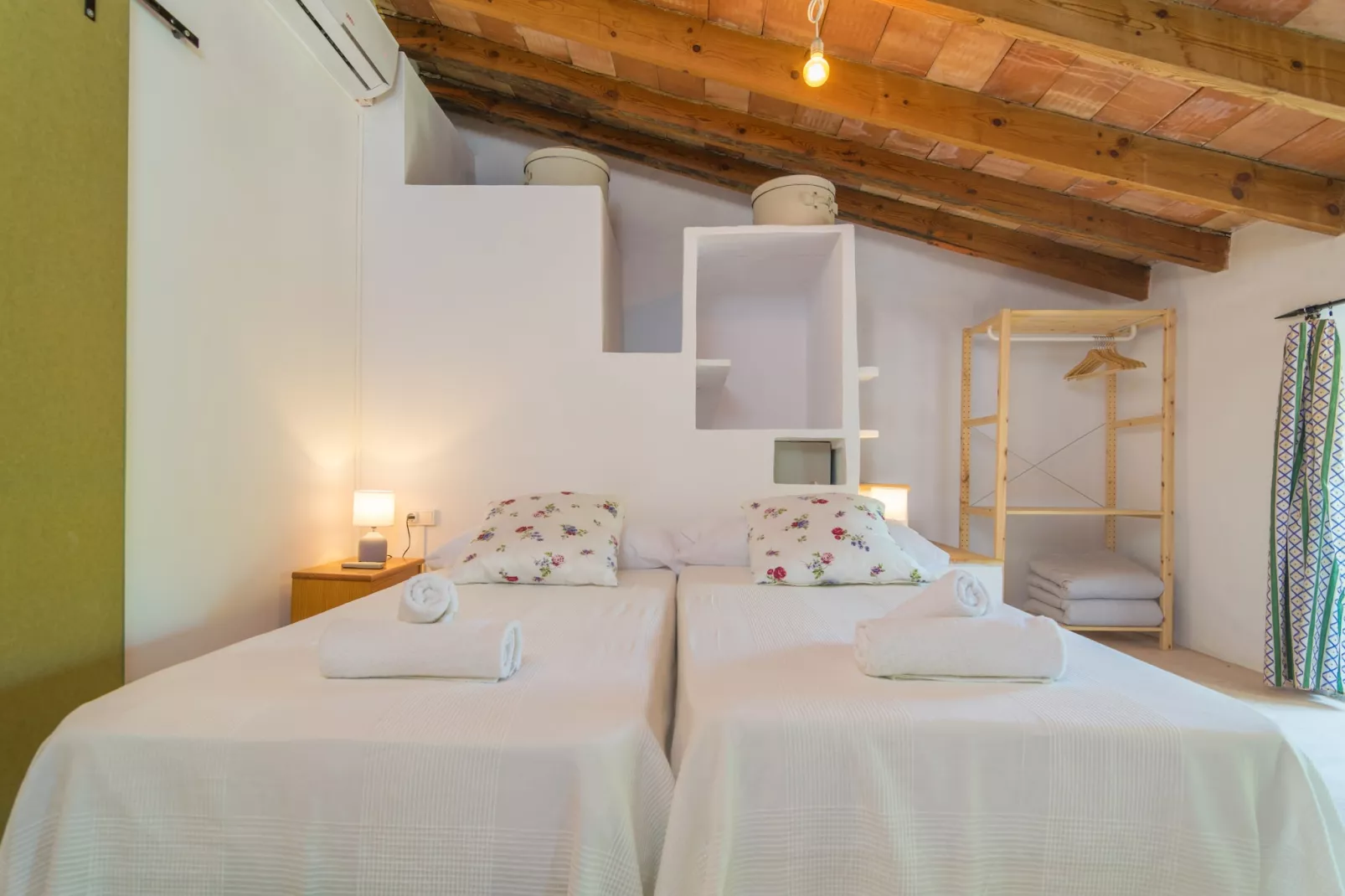Son Banus-Exterior summer