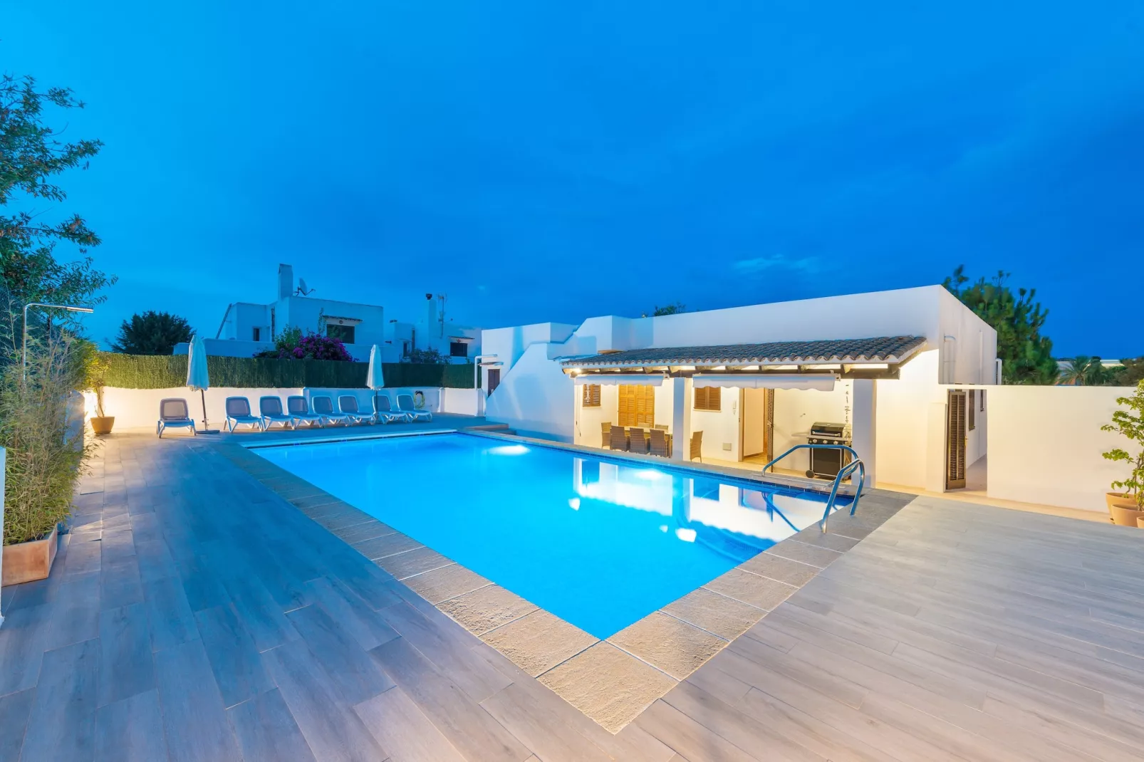 Murta 26 - Exterior in summer