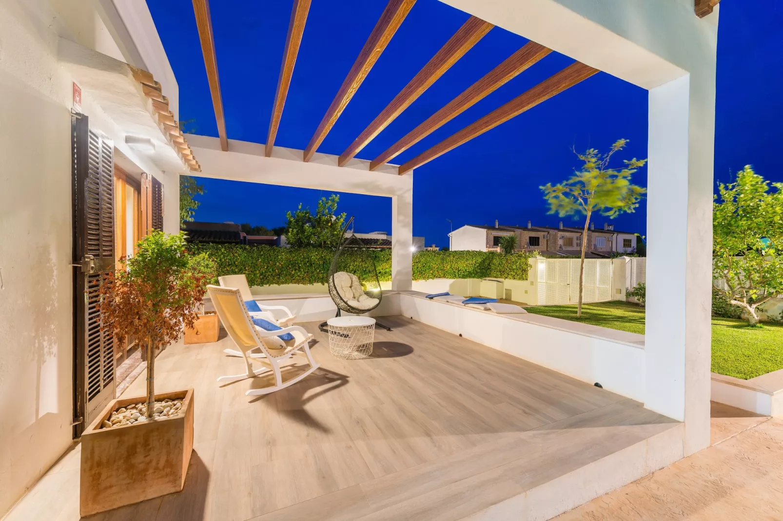 Murta 26 - Exterior in summer