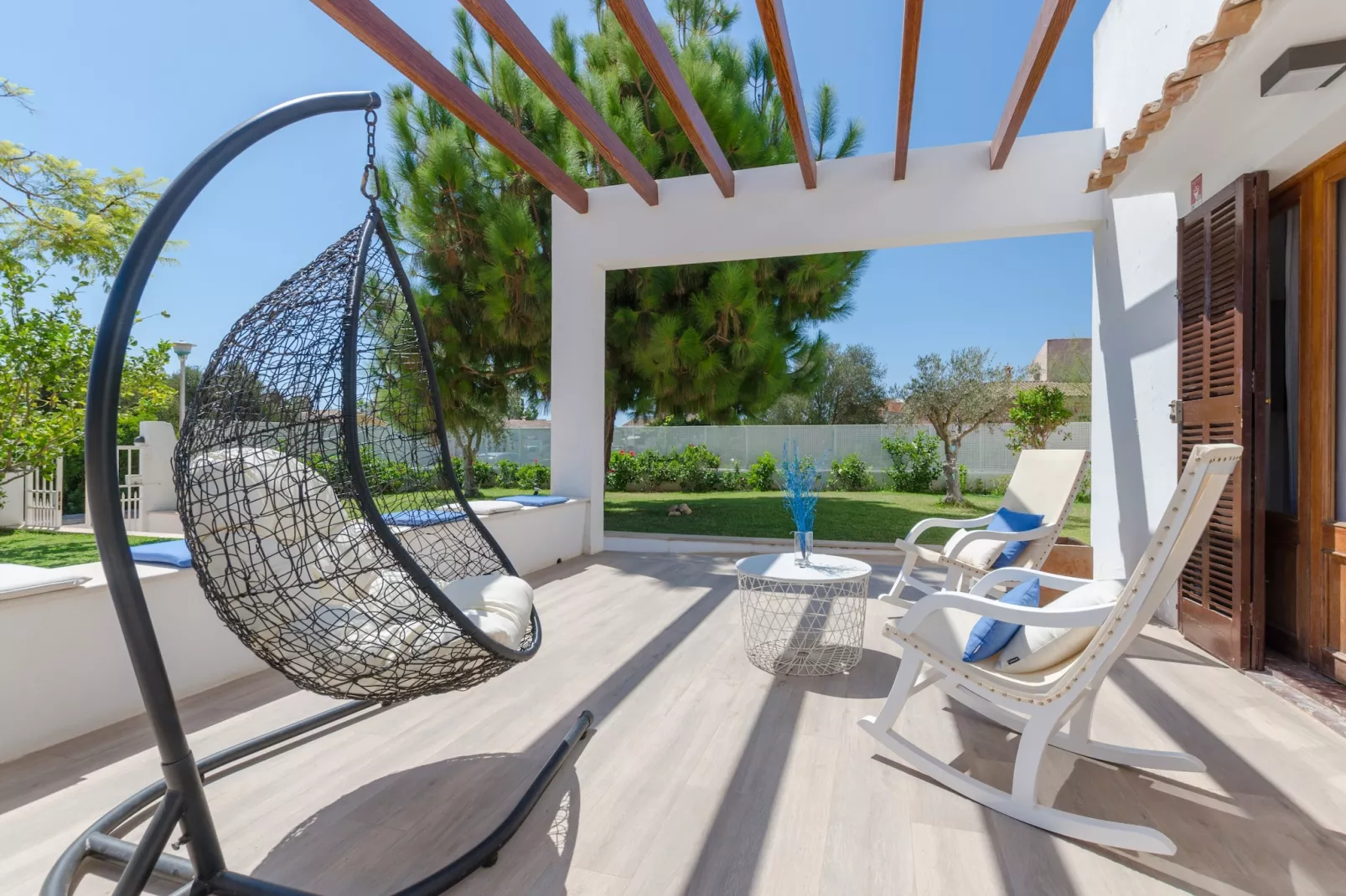 Murta 26 - Exterior in summer