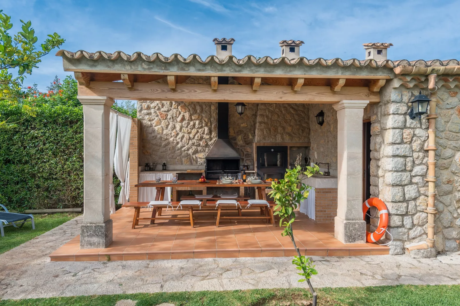 Finca Pou Nou - Außenbereich Sommer