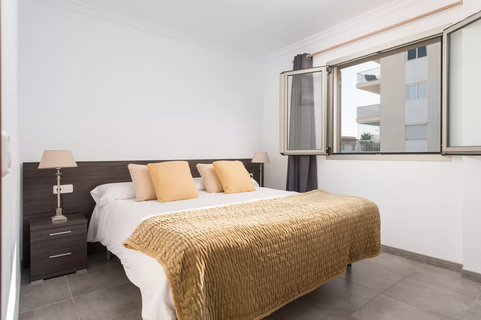 Castello Platja-Extérieur été