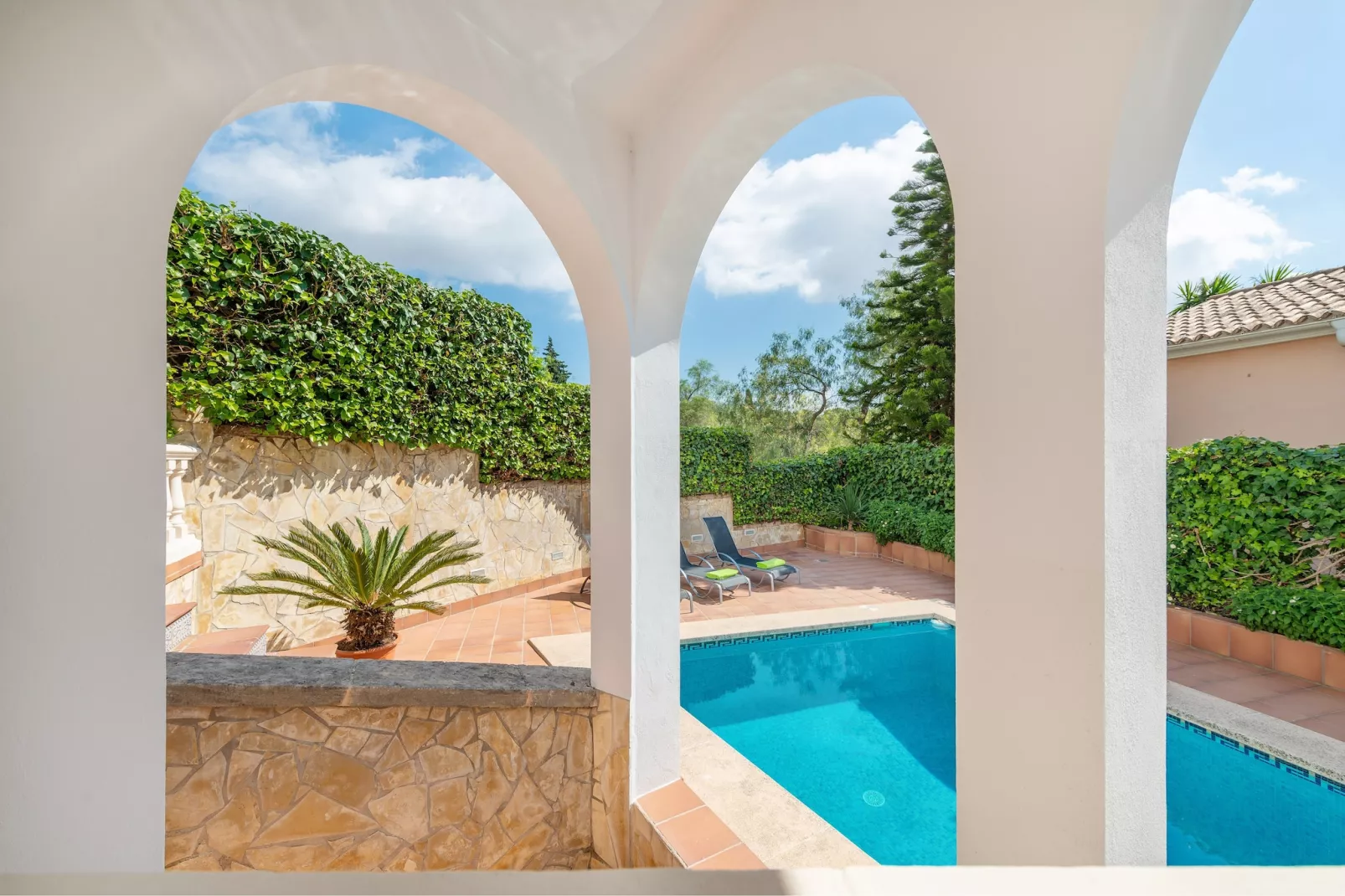 Villa Teulera-Exterior summer