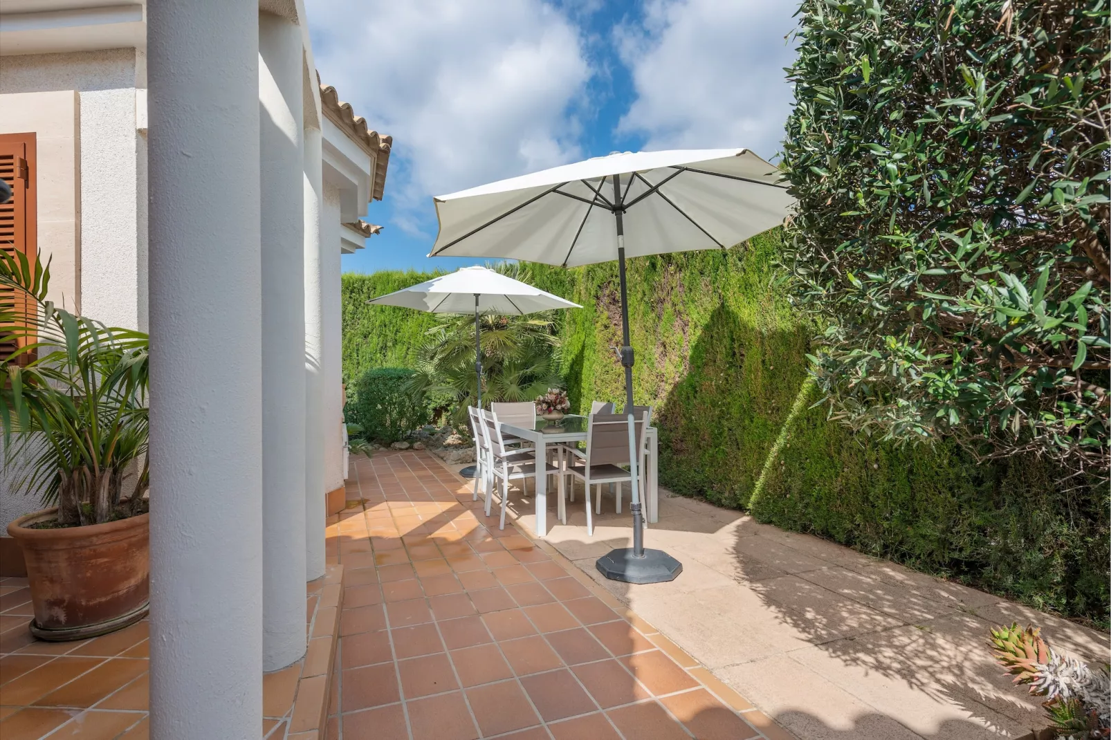 Villa Teulera-Exterior summer
