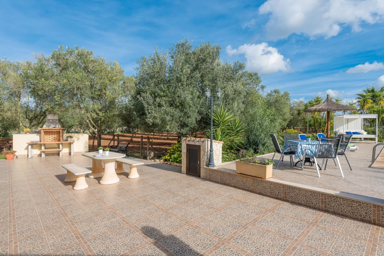 Finca Calderitx-Exterior summer