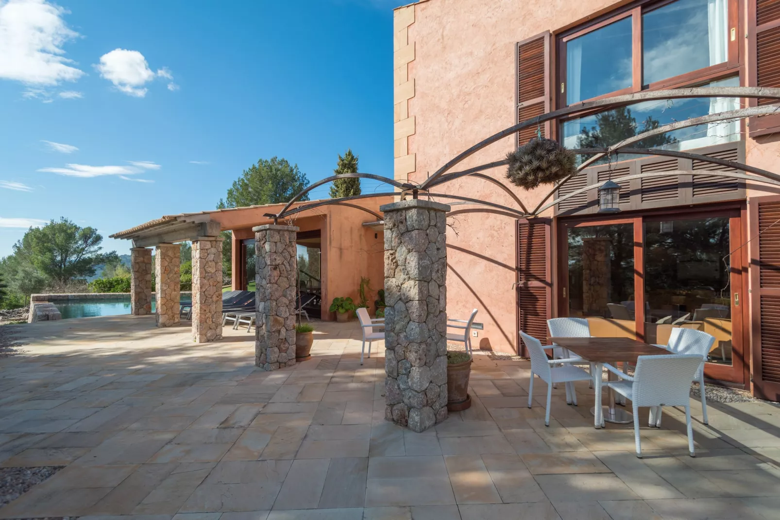 Can Toni Gat-Exterior summer