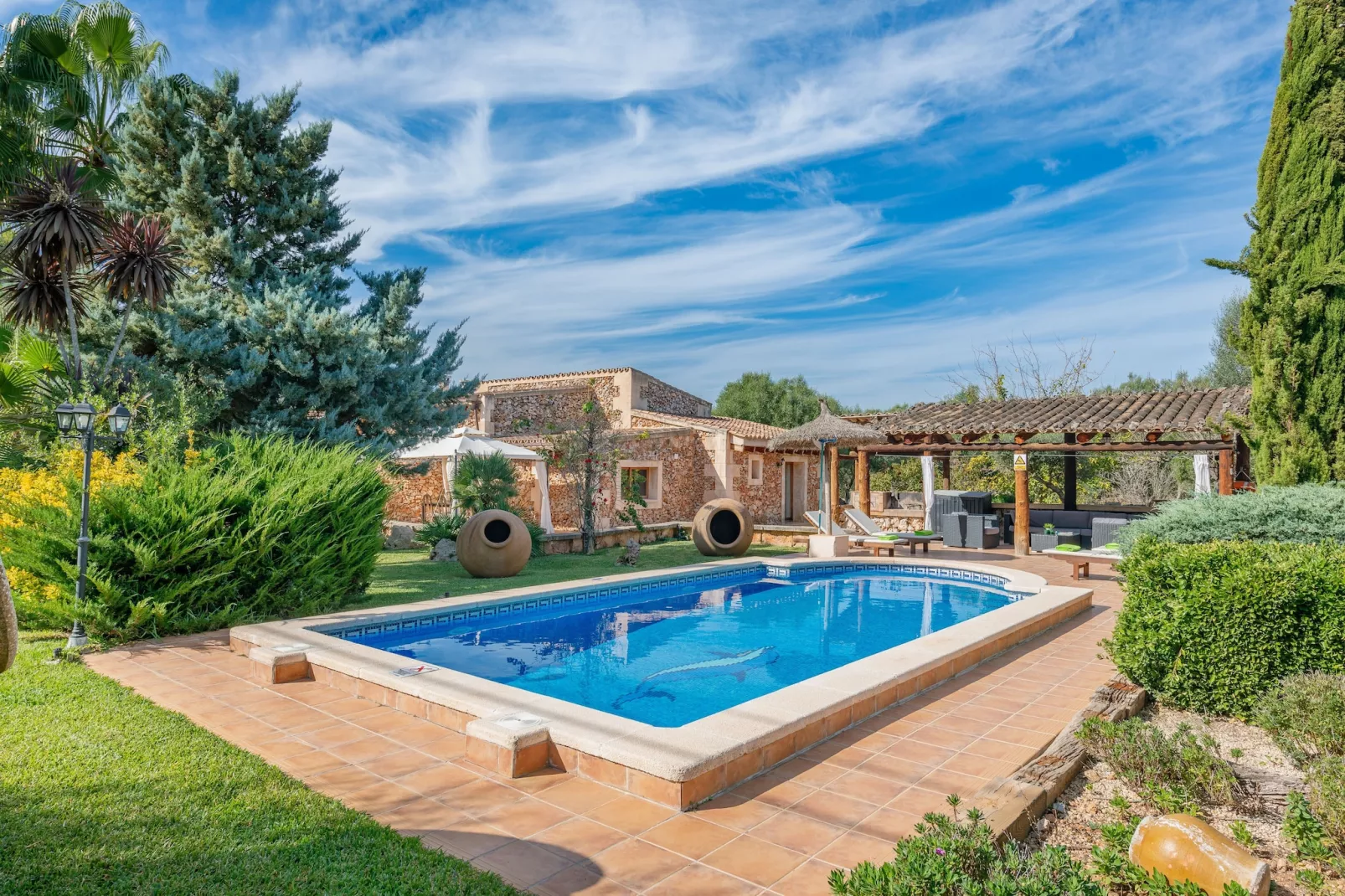 Cas Mostatxet (sencelles)-Exterior summer