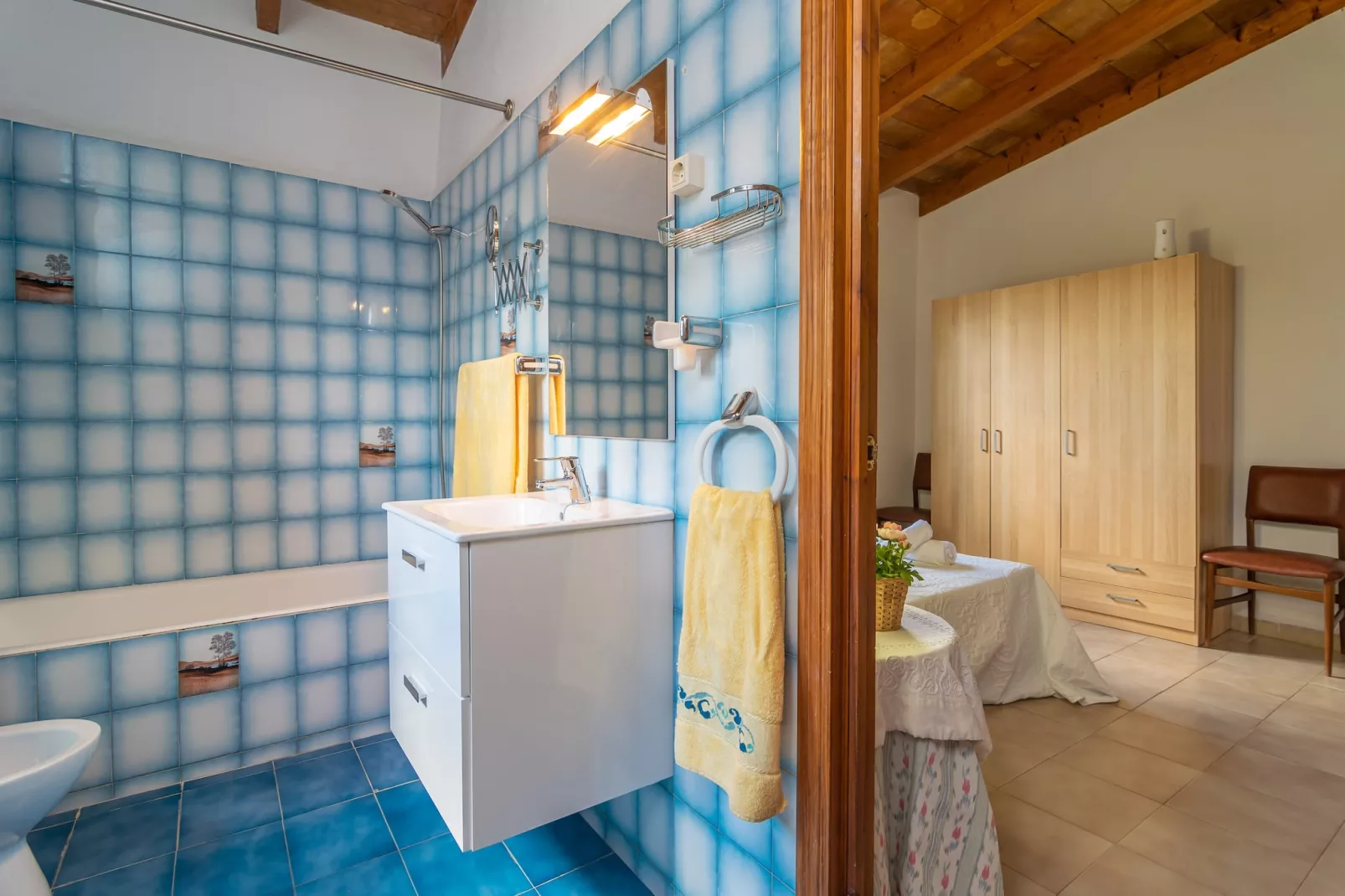 Ca Na Menuda-Bathroom