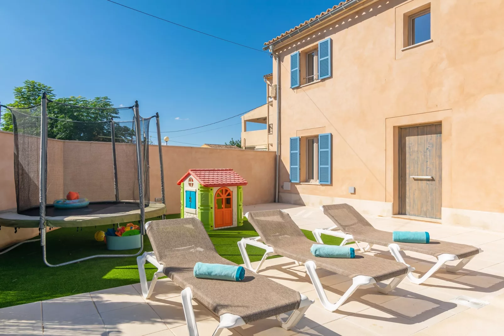 Ca Na Rossa (sineu)-Exterior summer