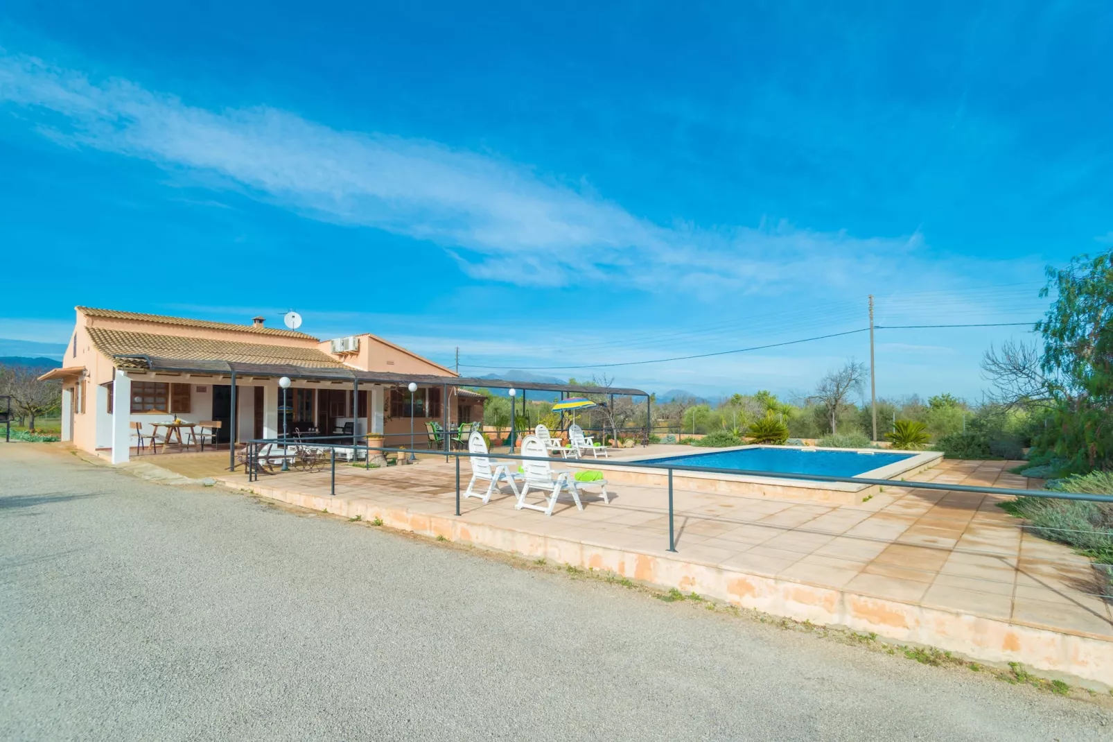 Ca'n Canastro-Exterior summer