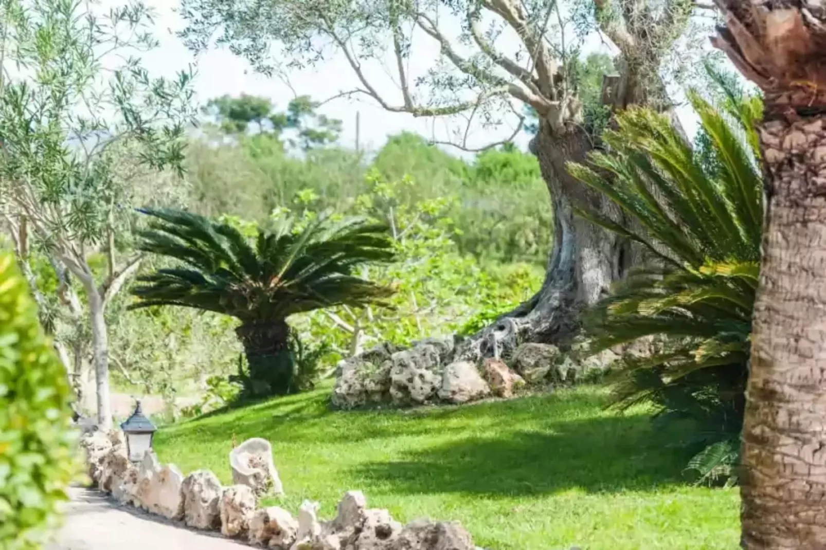 Vila-Gardens summer