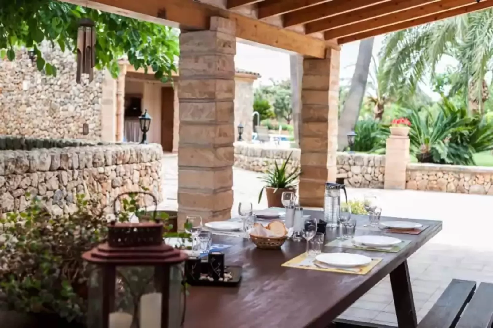 Can Rovey-Terrace balcony