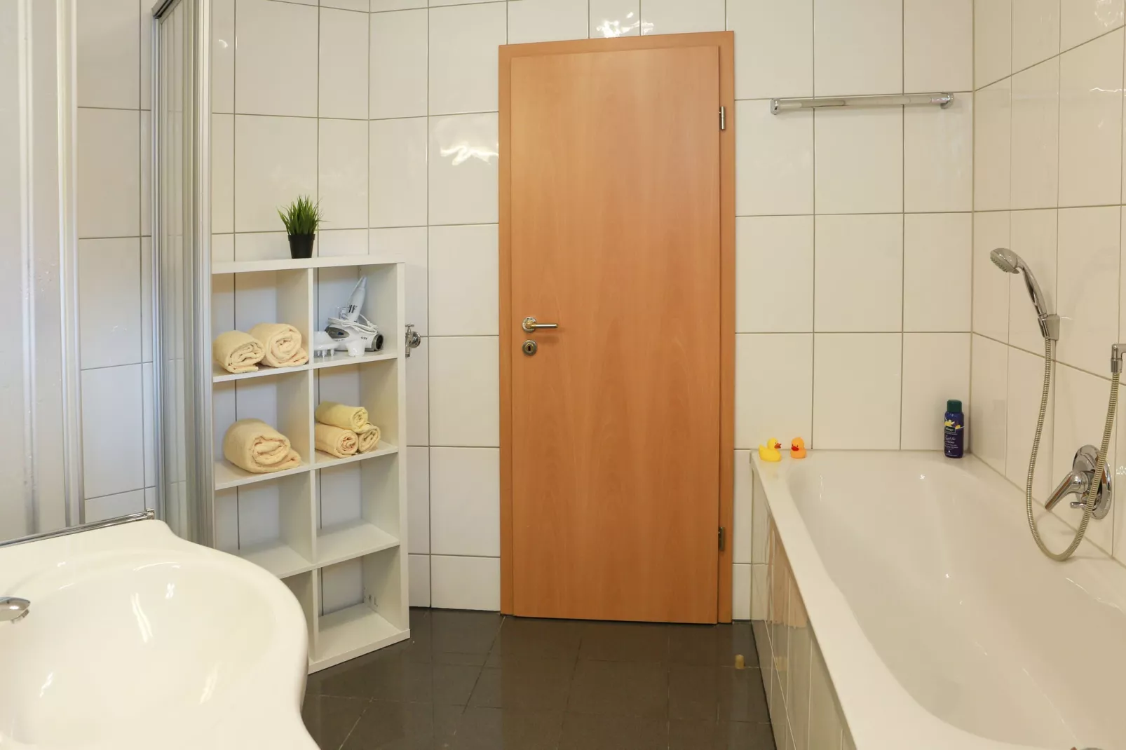 Mühlenberg-Bathroom