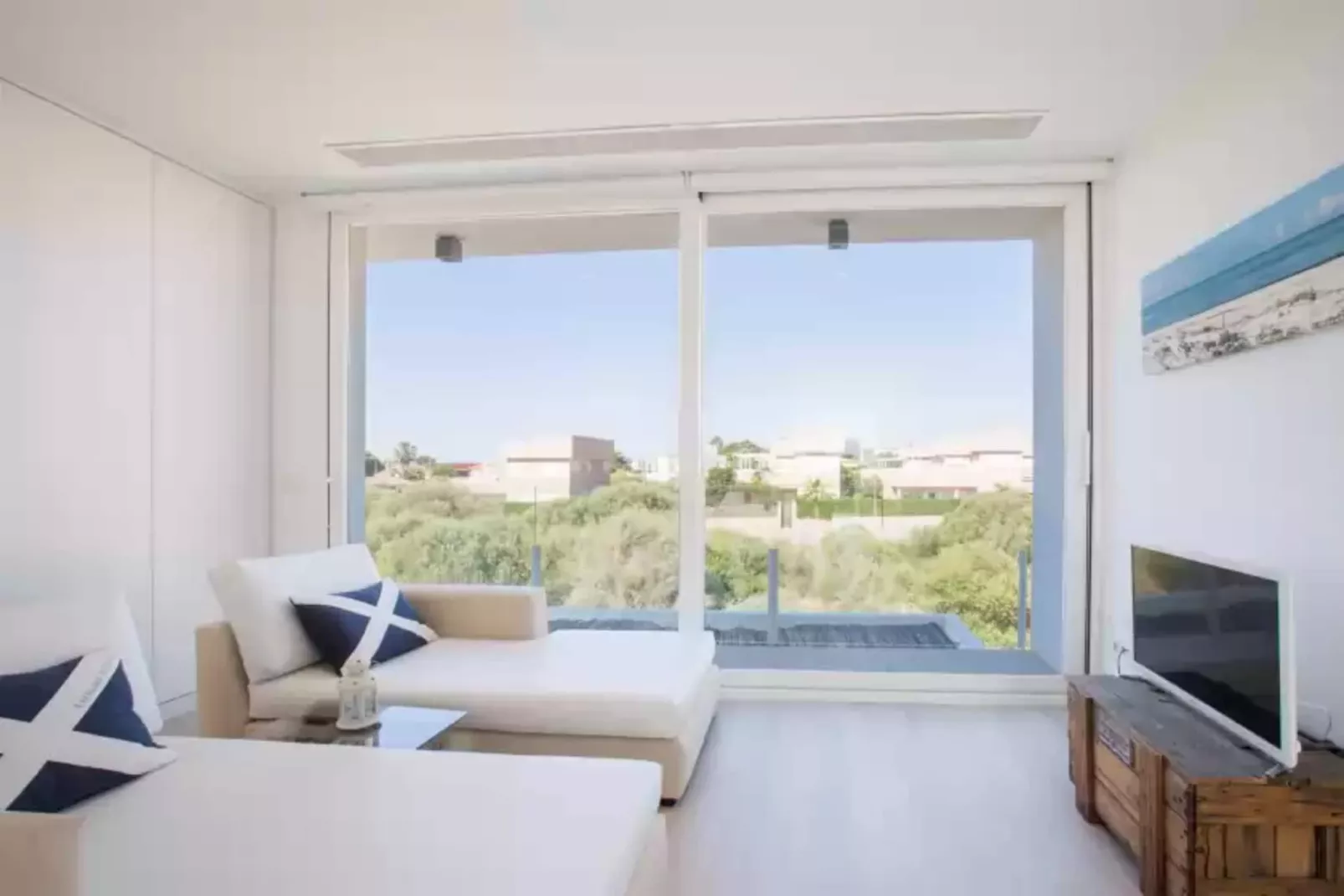 Can BosquerrÓ-Living room