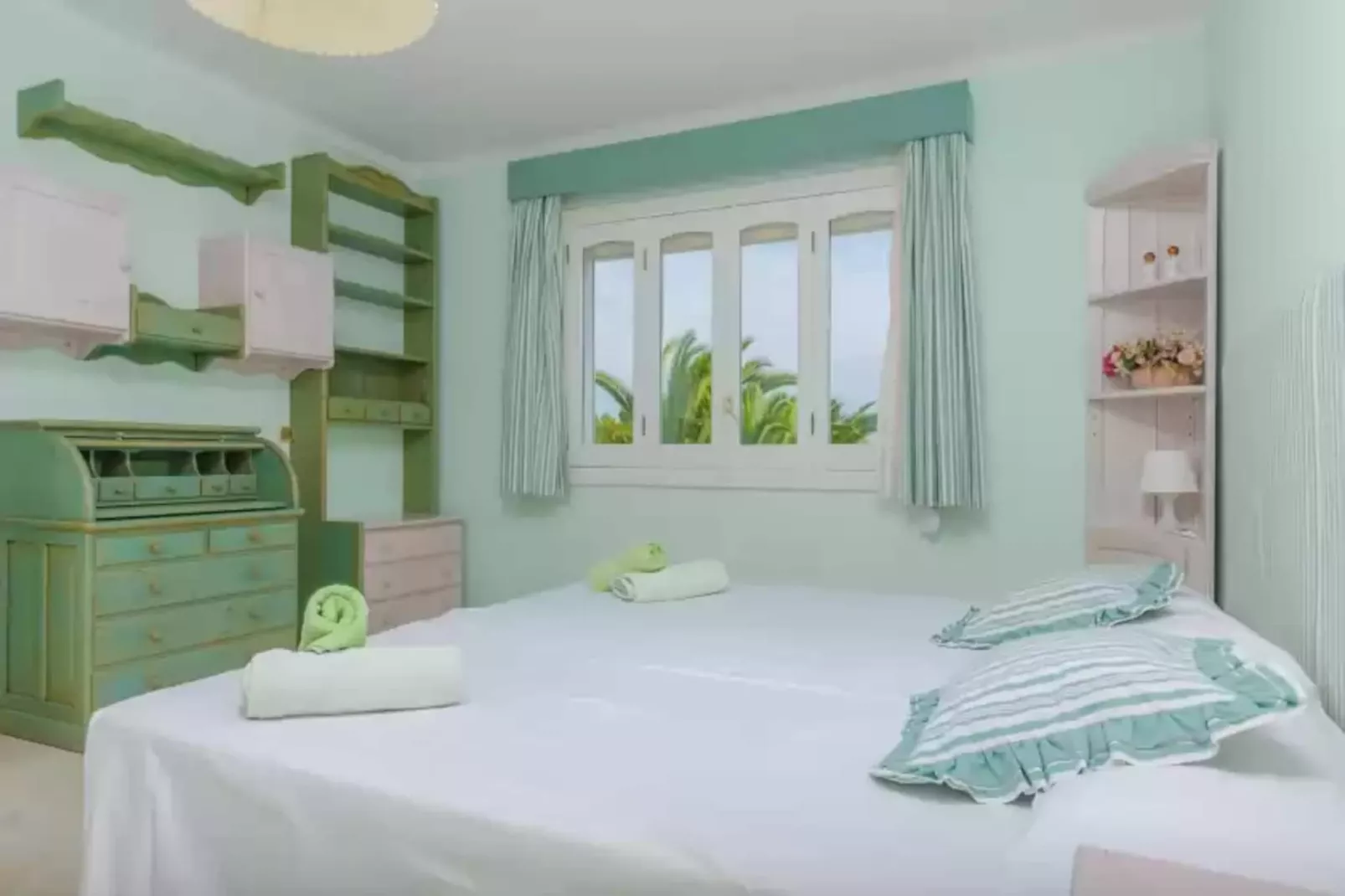 Casa Bonita (ses Salines)-Bedroom