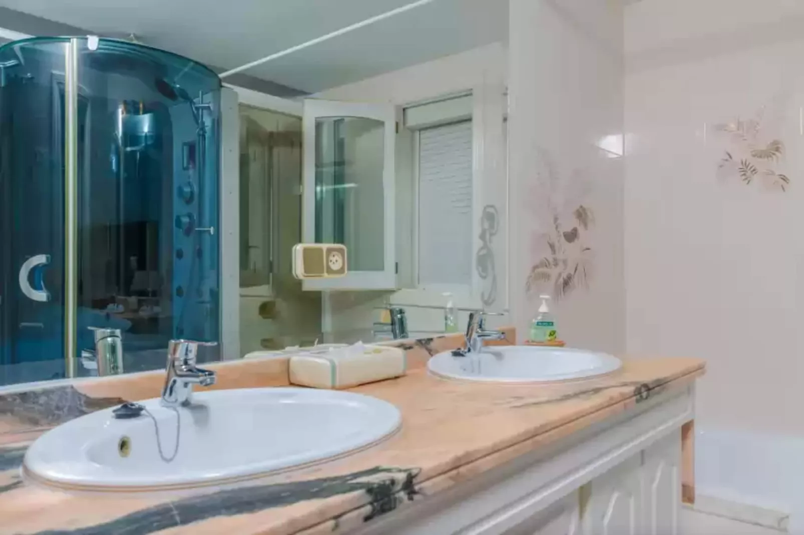 Casa Bonita (ses Salines)-Bathroom