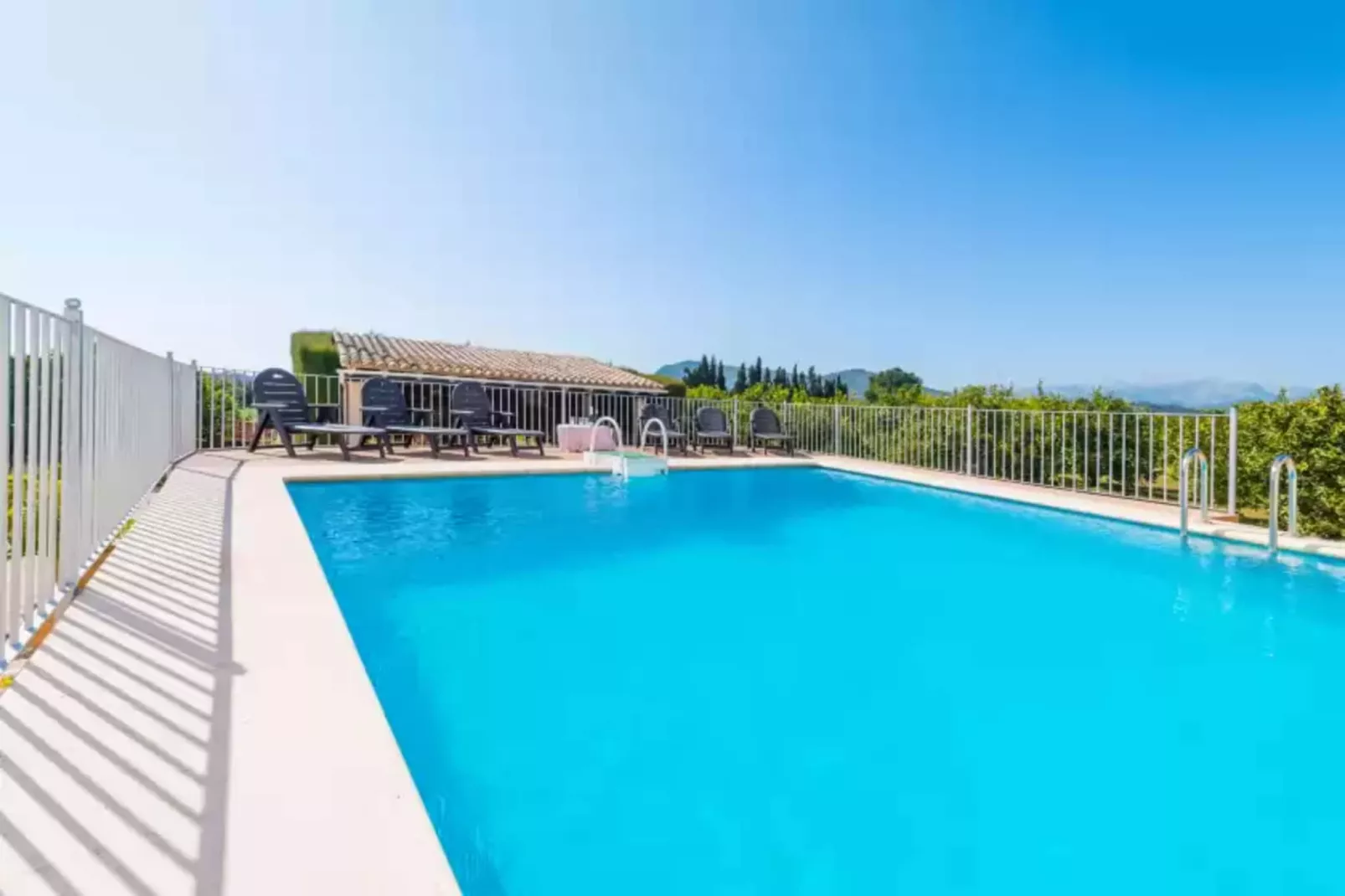 Can Rafelino-Pool