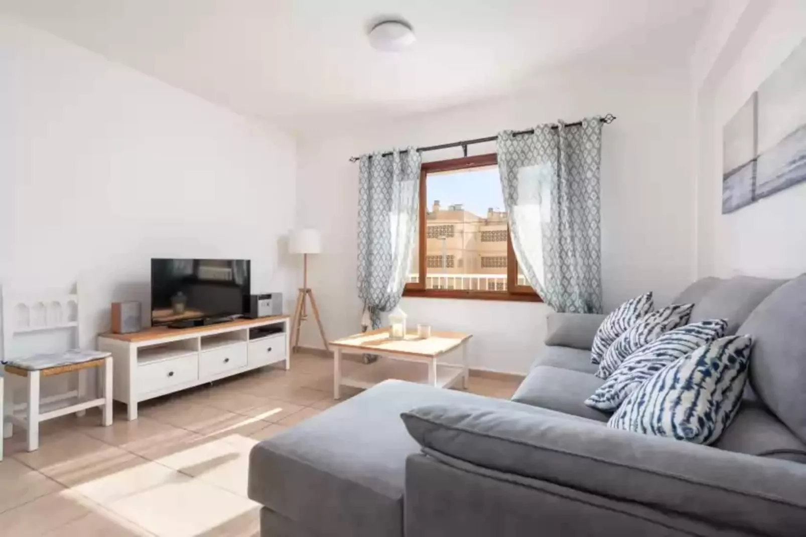 Can Miquelet-Living room