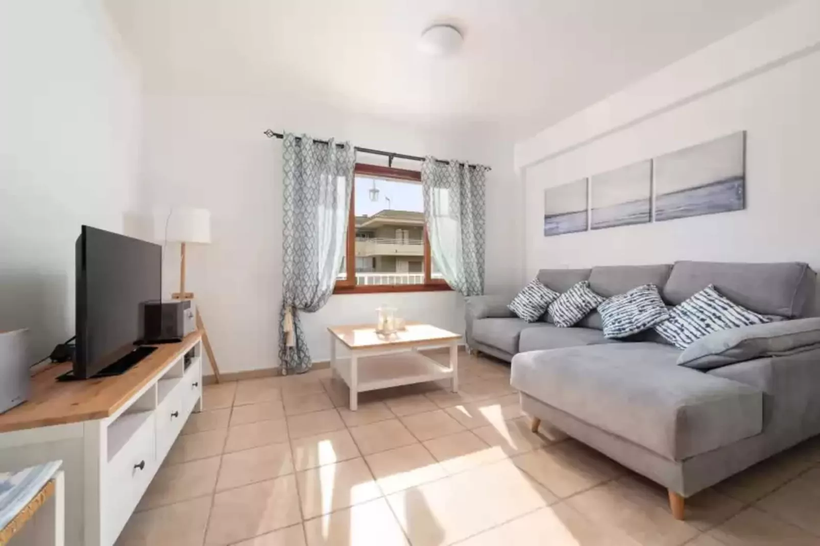 Can Miquelet-Living room