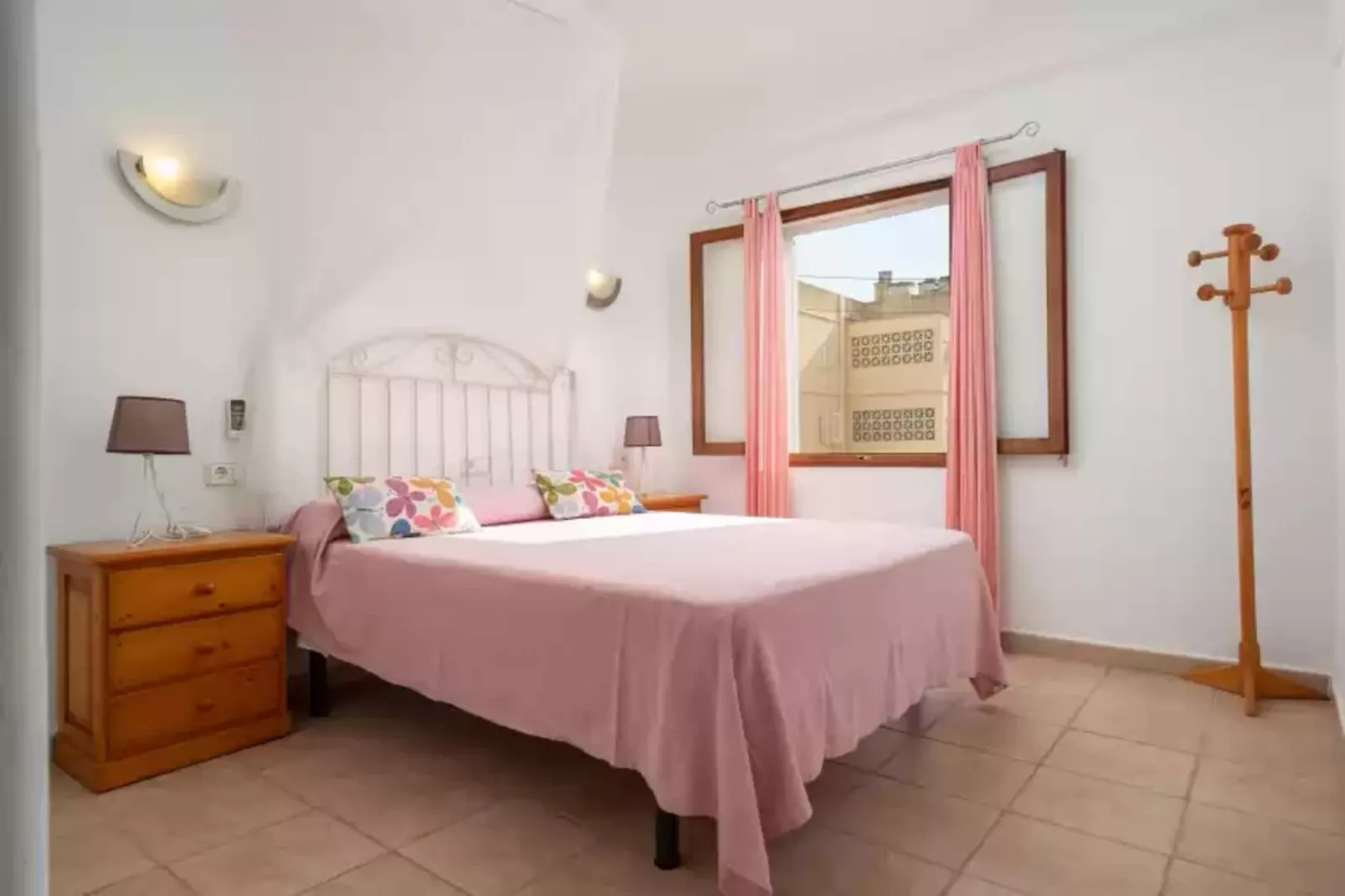 Can Miquelet-Bedroom