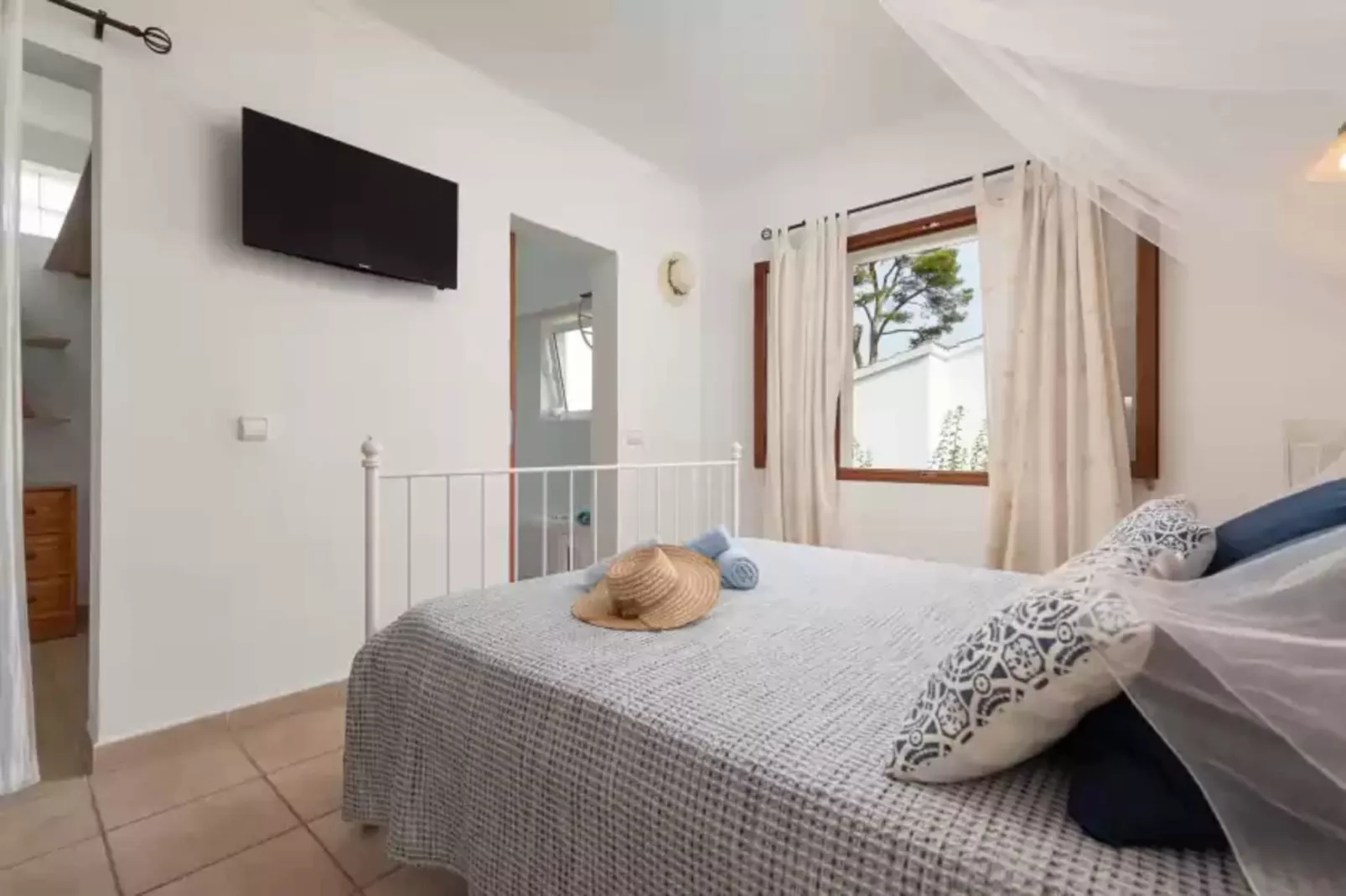 Can Miquelet-Bedroom