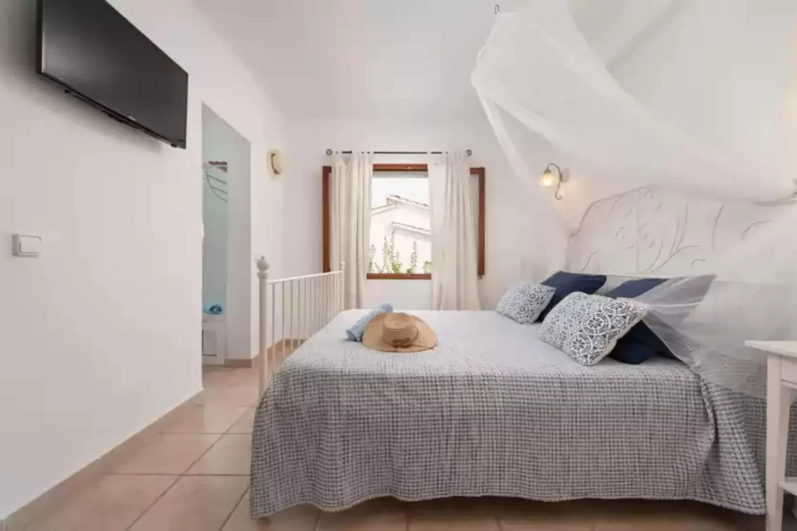 Can Miquelet-Bedroom