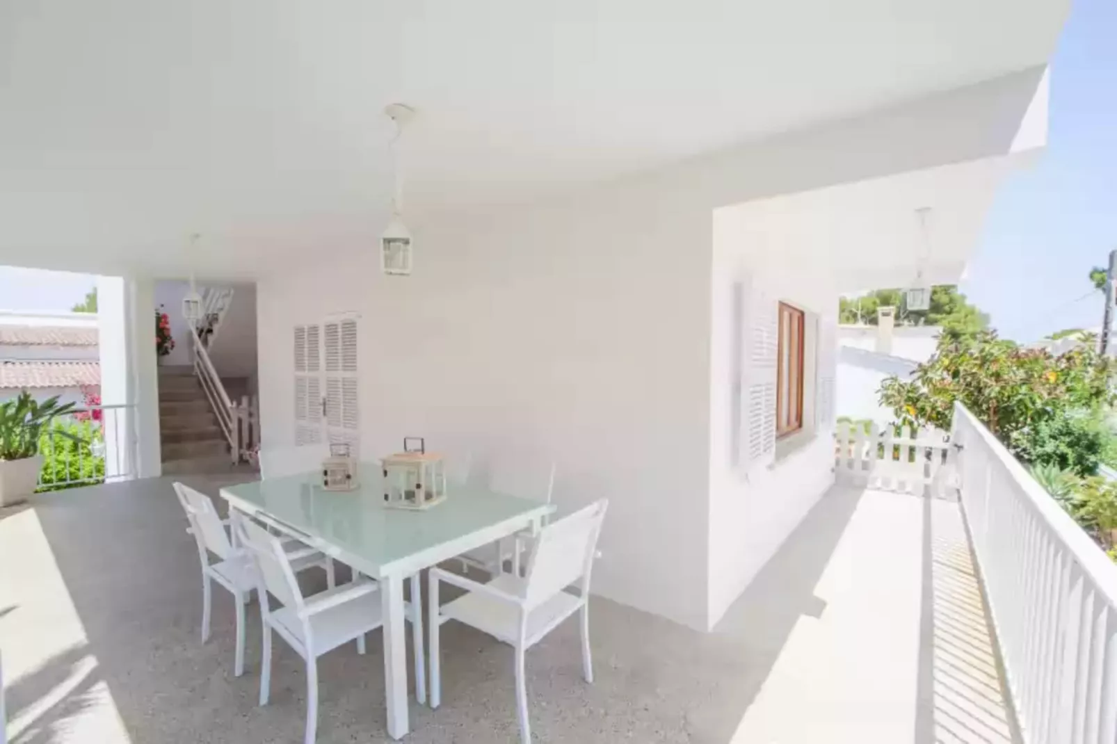 Can Miquelet-Terrace balcony