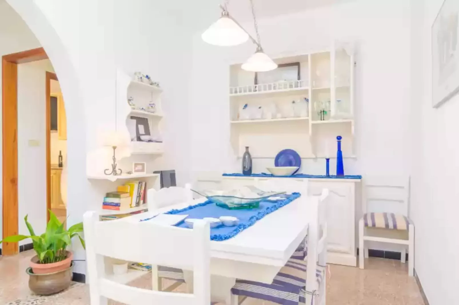 Penya-Dining room