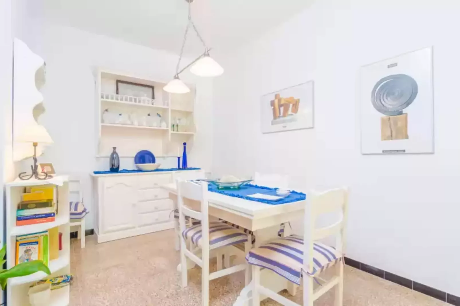 Penya-Dining room