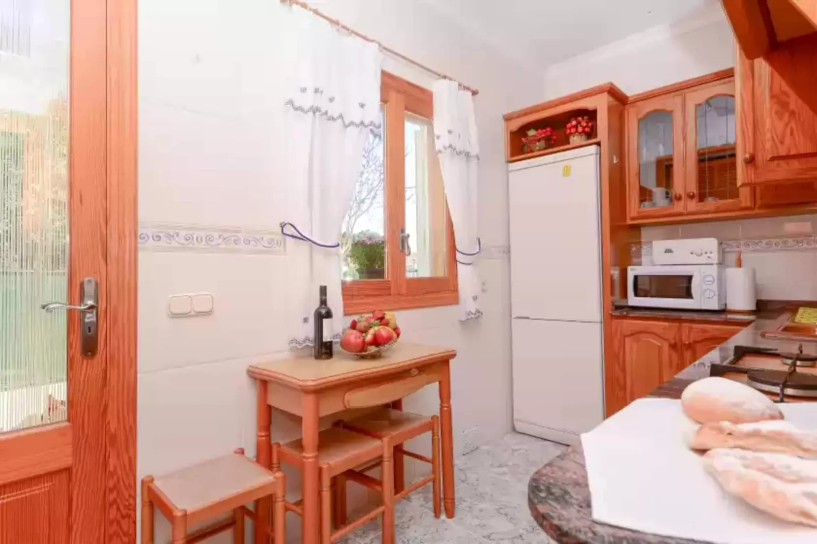 Pinya-Kitchen