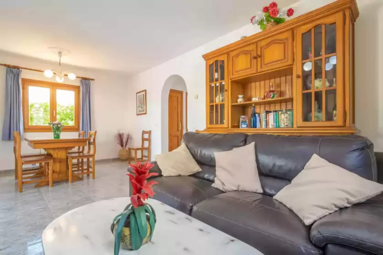 Casa Hector-Living room