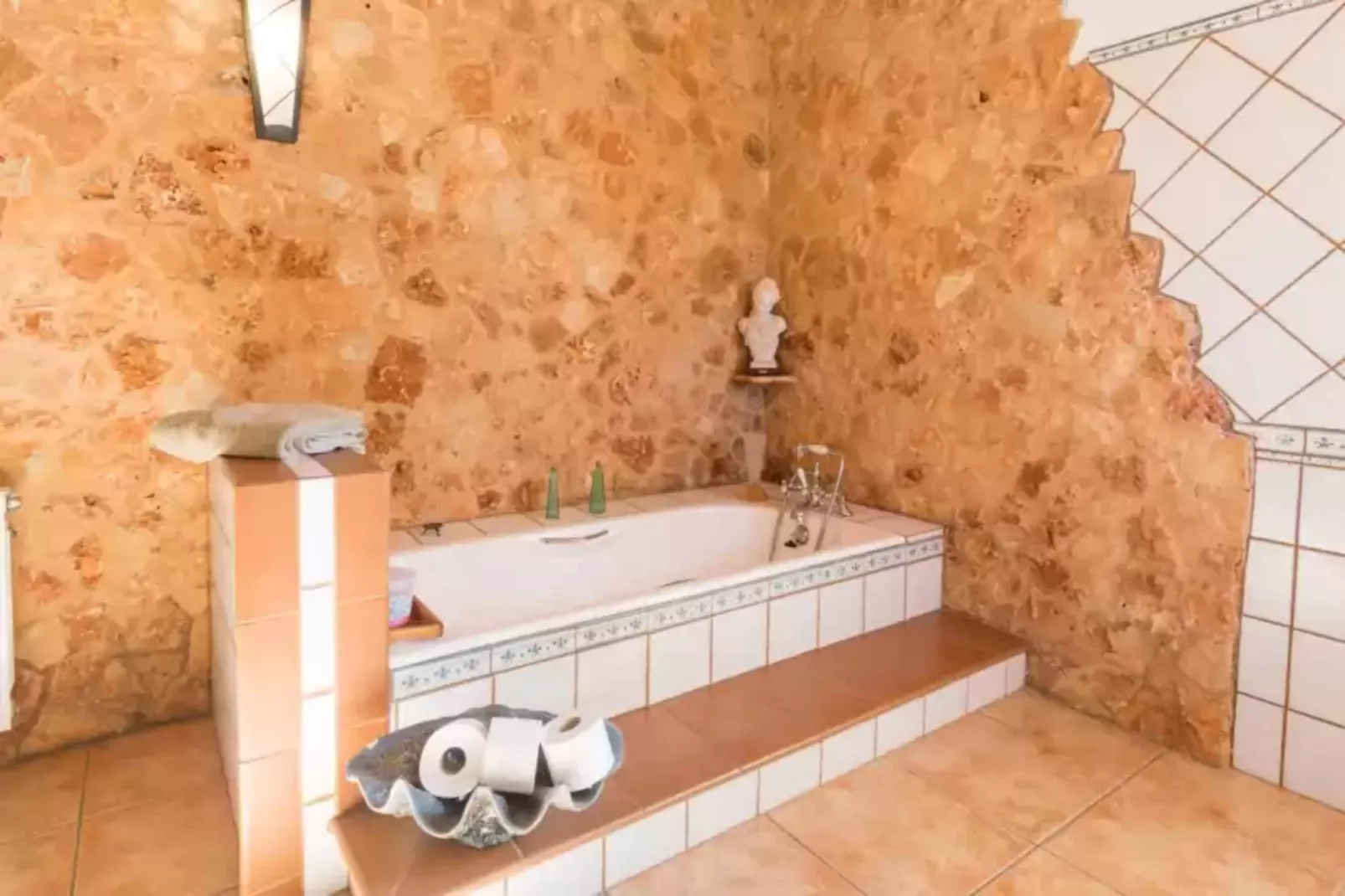 Es Camp Fred-Bathroom