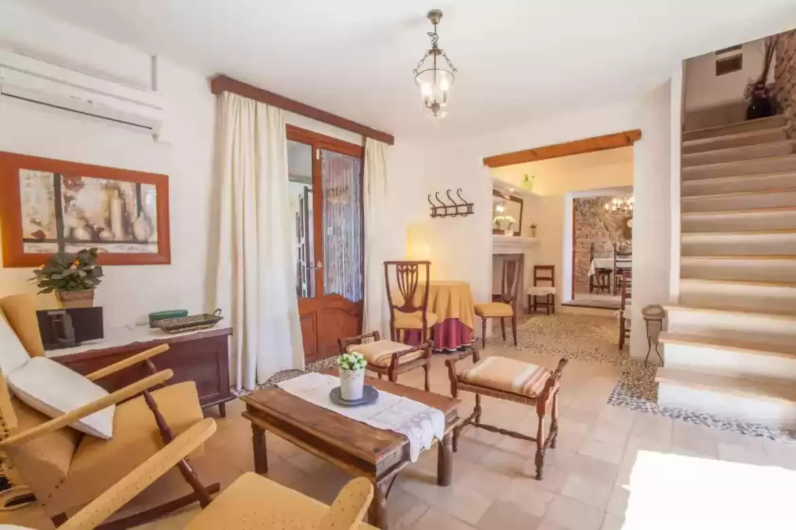 Son GorriÓ-Living room