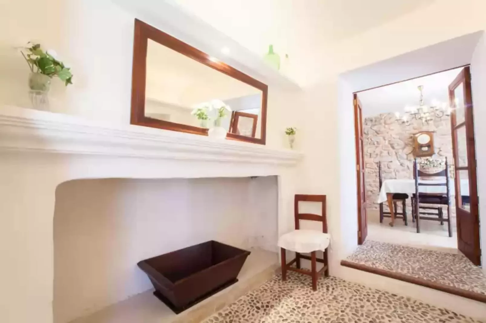 Son GorriÓ-Living room