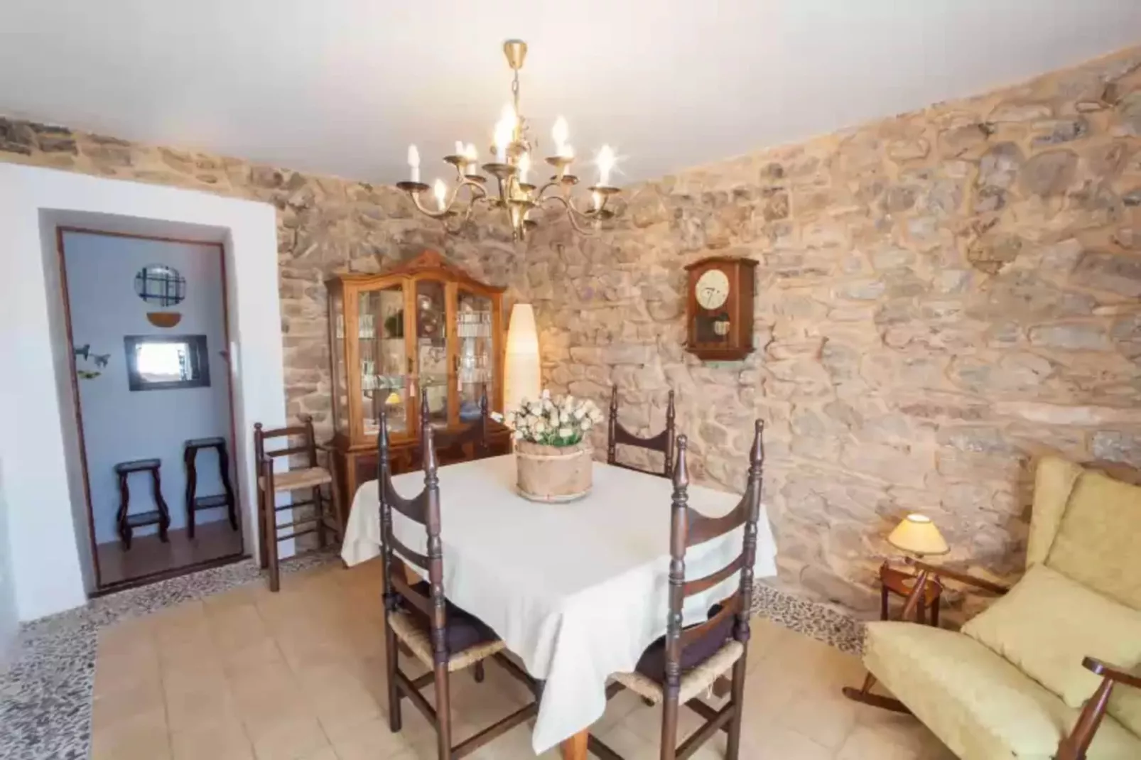 Son GorriÓ-Dining room
