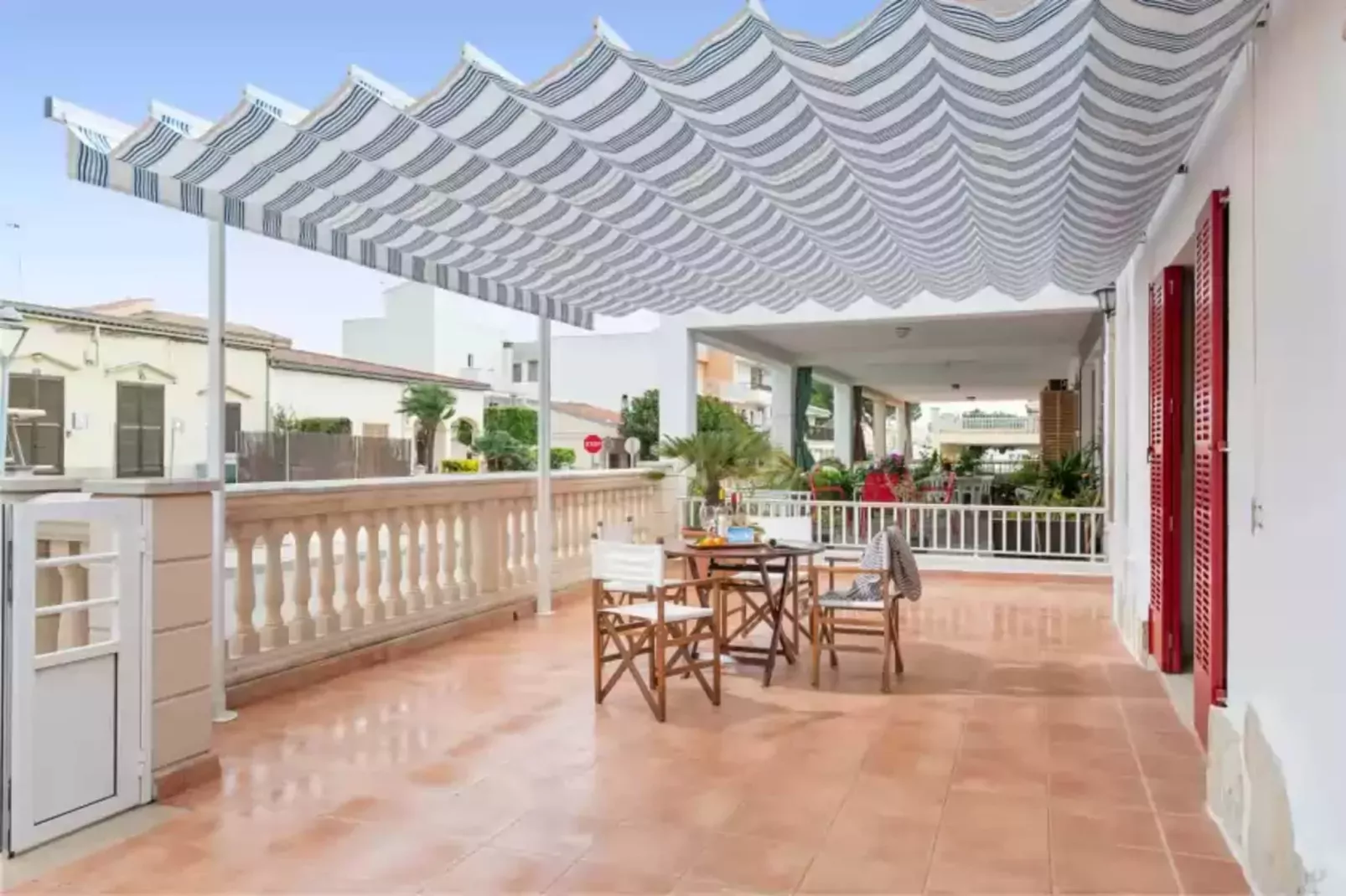 Can Pons-Terrace balcony