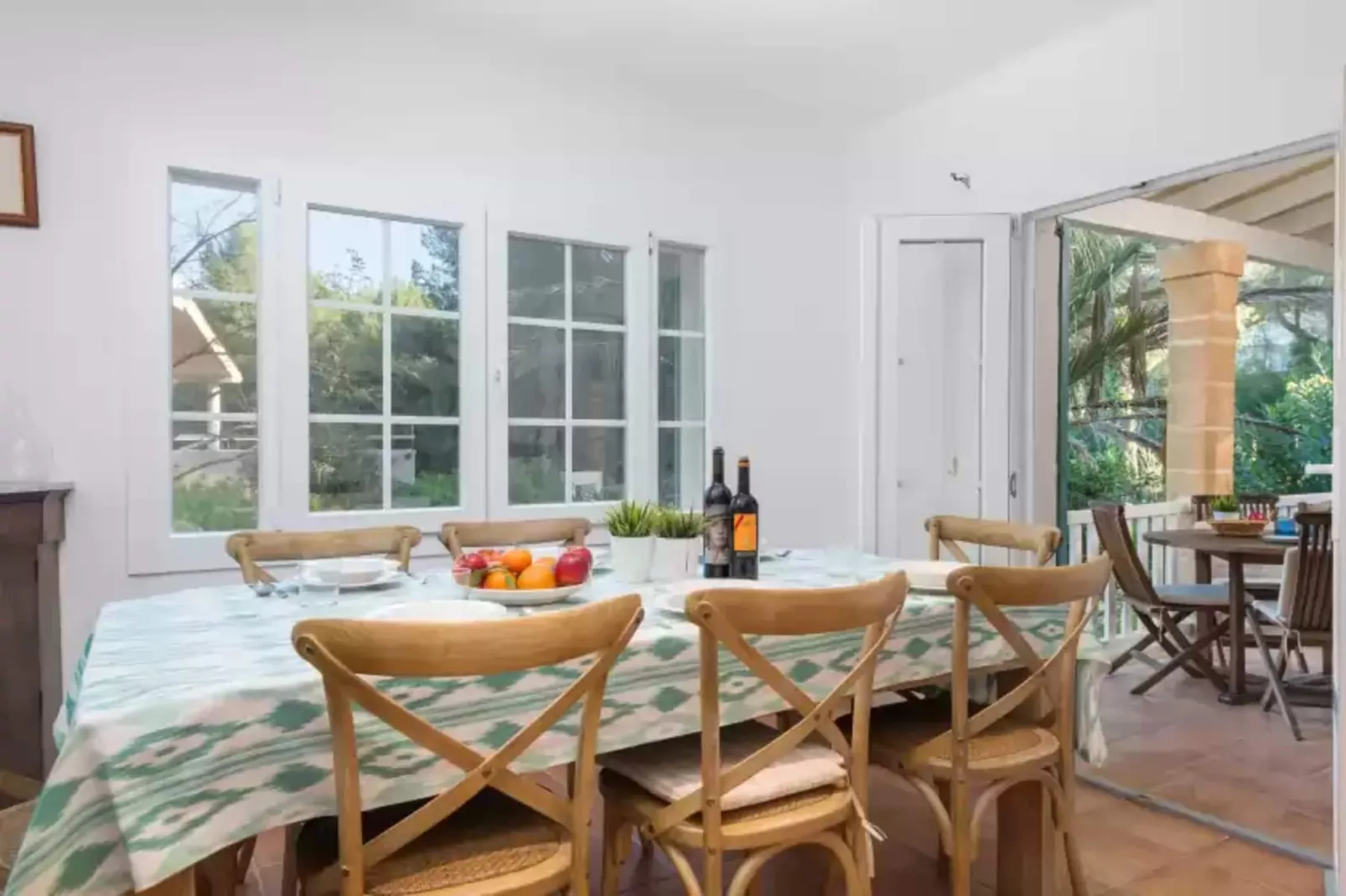 Villa Herdain-Dining room
